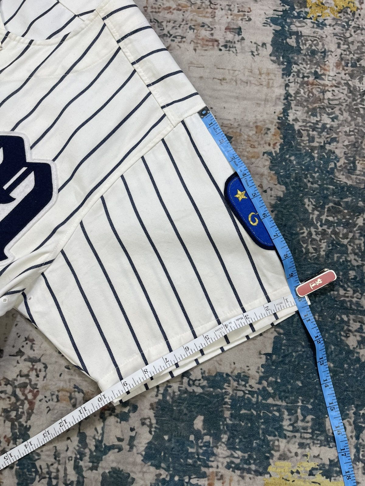 Descente Chiba Lotte Marines Descente Team #26 Home Baseball Jersey Size US L / EU 52-54 / 3 - 8 Thumbnail