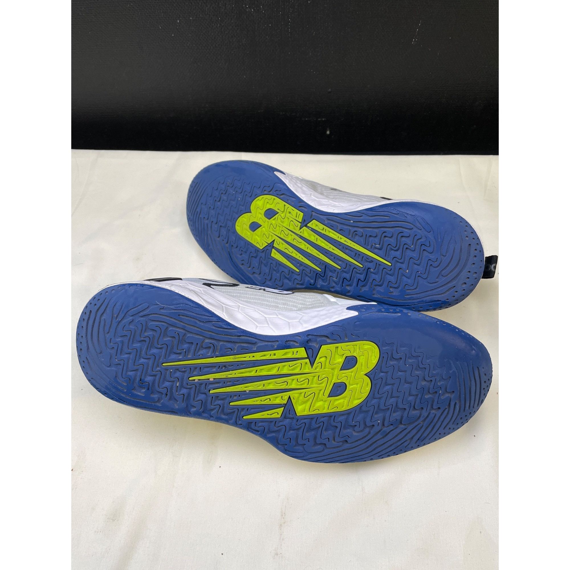 New Balance New Balance Fresh Foam CT Men's White/Blue Sneakers Shoes Si Size US 10.5 / EU 43-44 - 7 Thumbnail