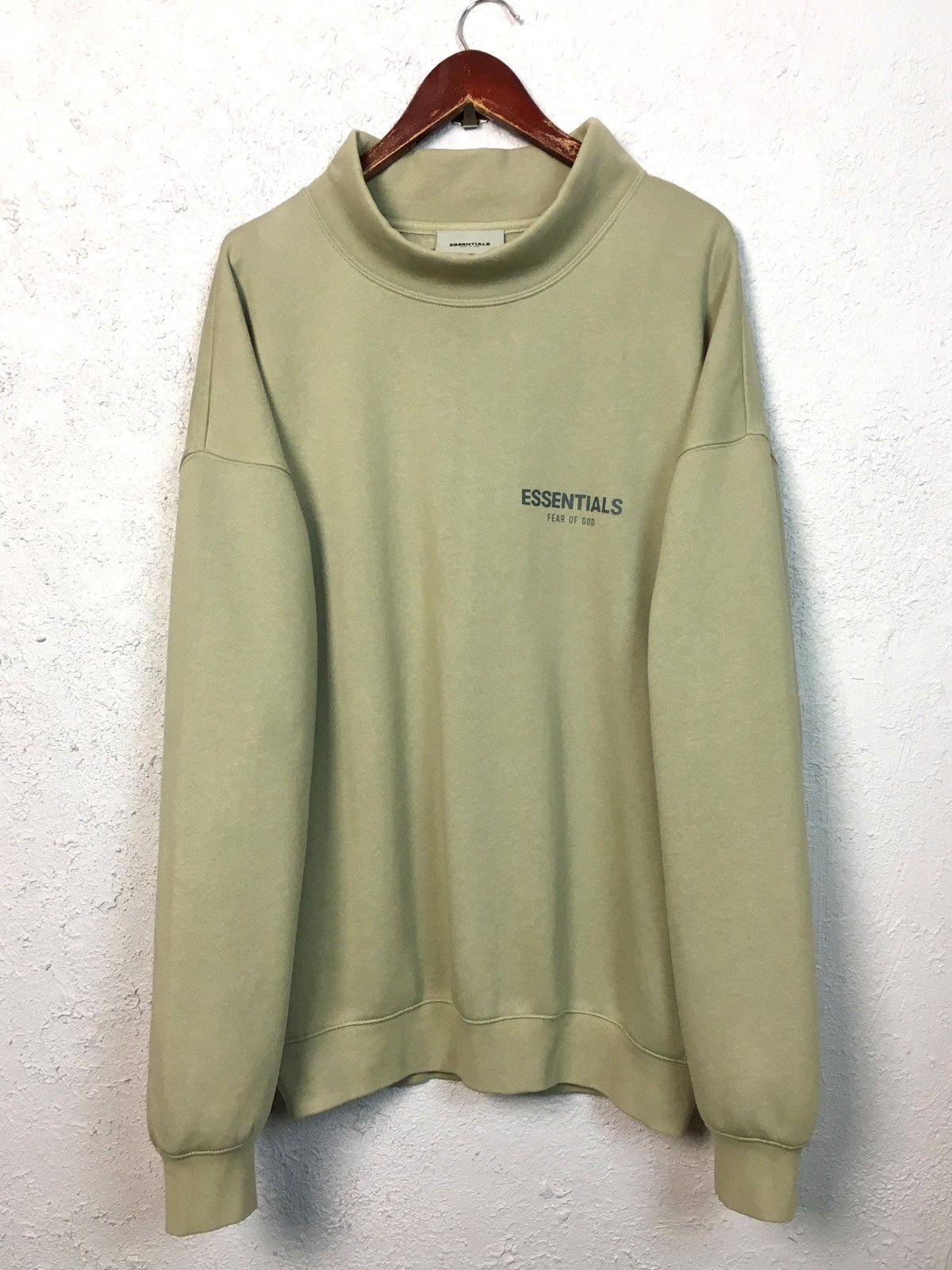 Fear of God crewneck FOG OF GOD ESSENTIALS Taupe Mock Neck Sweatshirt Size US XL / EU 56 / 4 - 1 Thumbnail