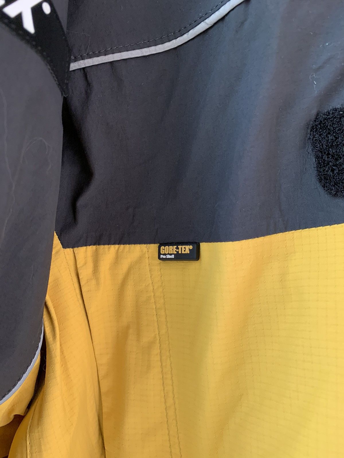 Goretex × Haglofs Haglofs vintage Gore-Tex Recco system jacket Size US XL / EU 56 / 4 - 8 Thumbnail