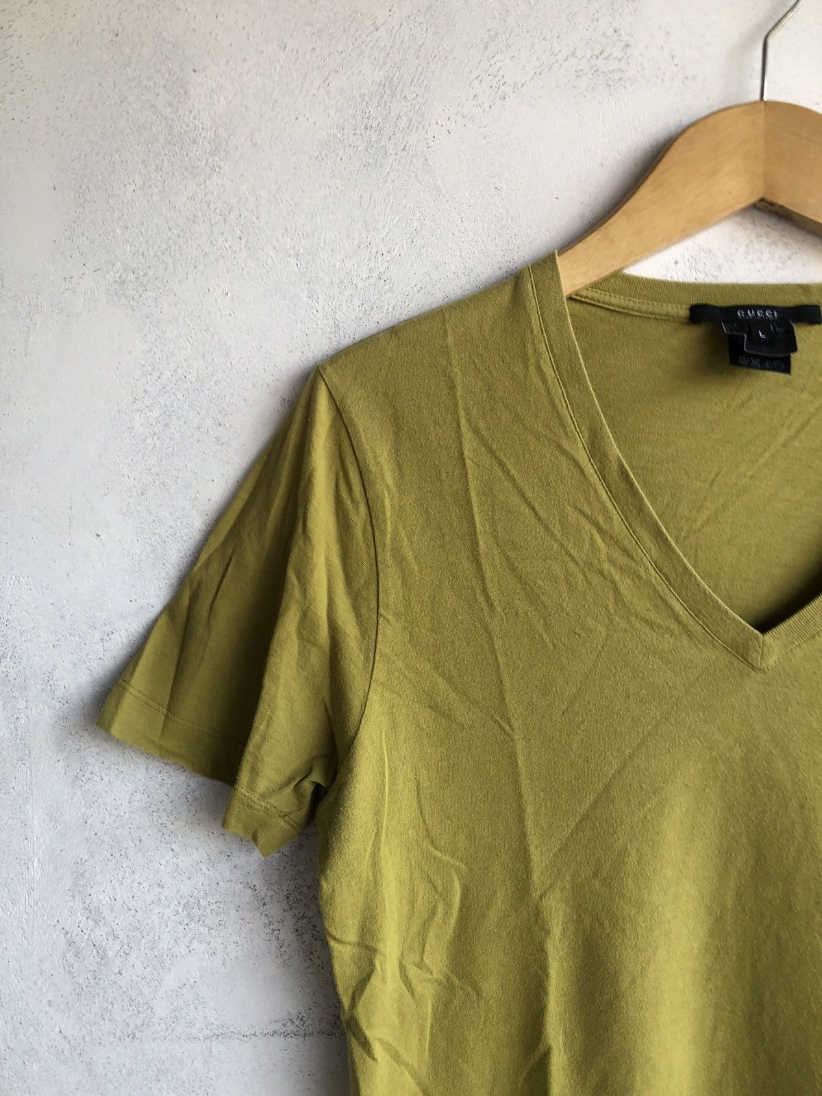 Gucci Gucci Designer Tshirt Made in Italy Size US L / EU 52-54 / 3 - 3 Thumbnail