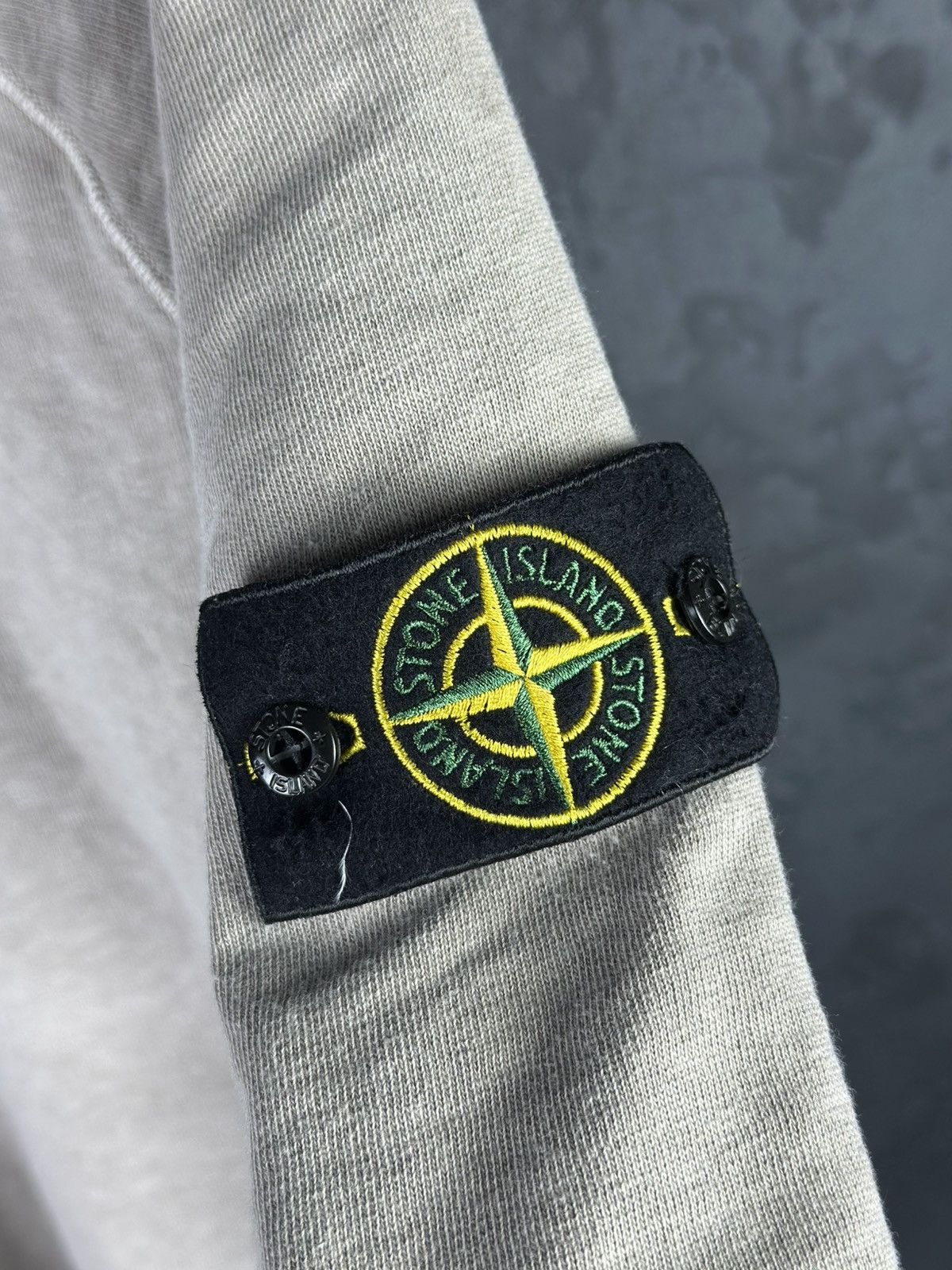 Stone Island Stone Island Sweatshirt Crewneck Men’s Size US M / EU 48-50 / 2 - 7 Thumbnail