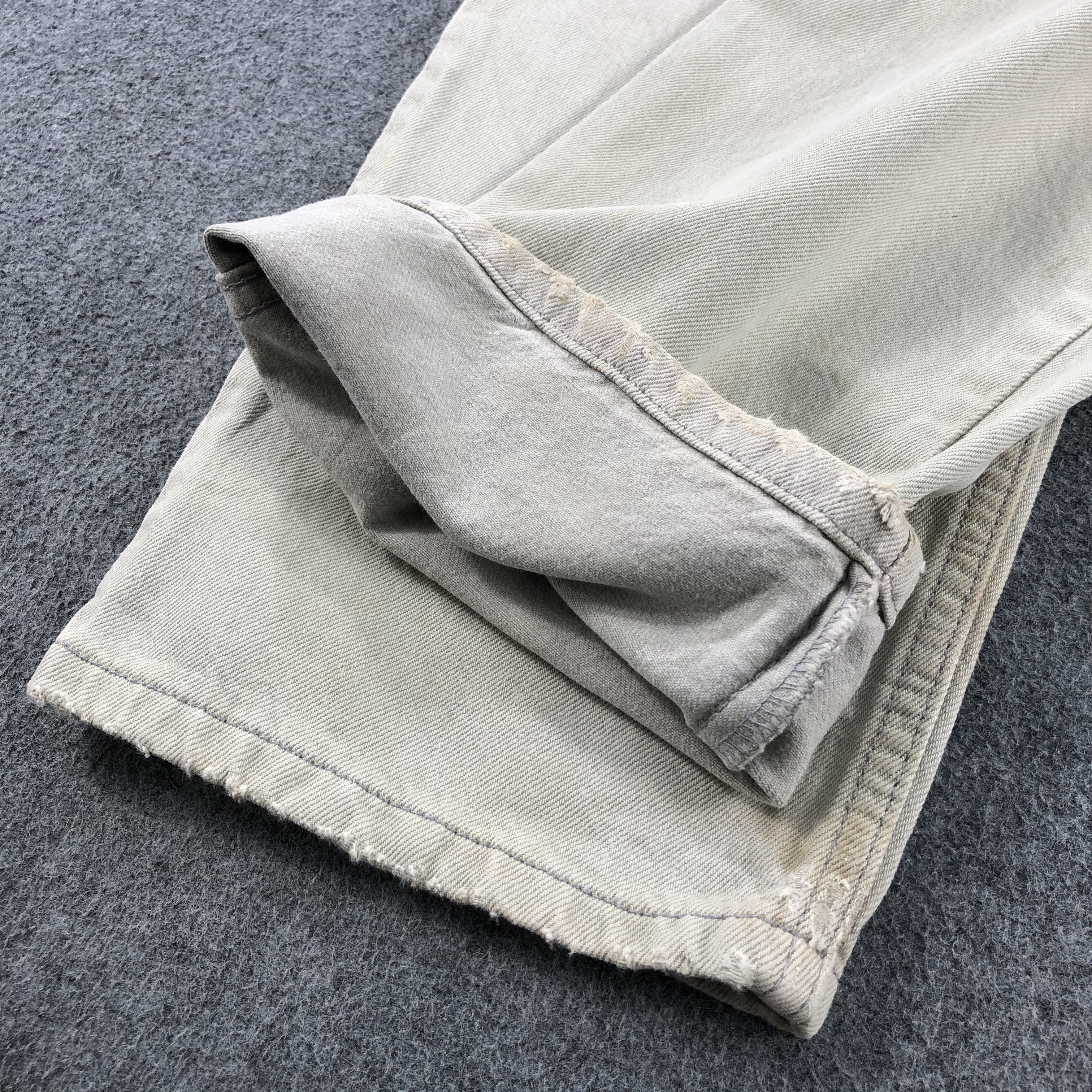 Levi's × Vintage Vintage Light Wash Levis 550 Jeans-JM1901 Size US 33 - 7 Thumbnail