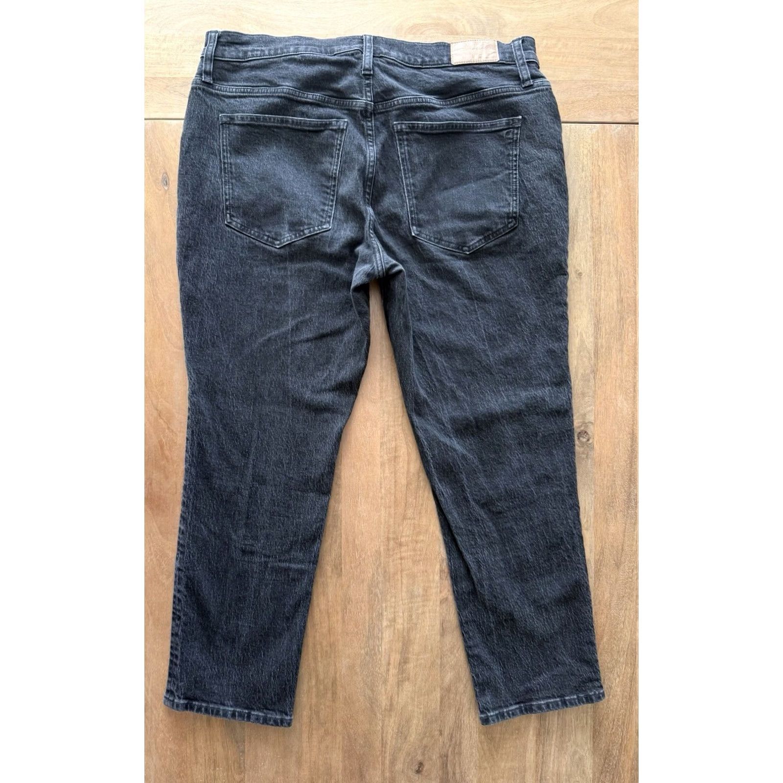 Madewell Madewell Jeans Women 33 Black Denim 5-Pocket Modern Tapered High Rise Vintage Style Shirt? Size 24" / US 00 / IT 34 - 2 Thumbnail
