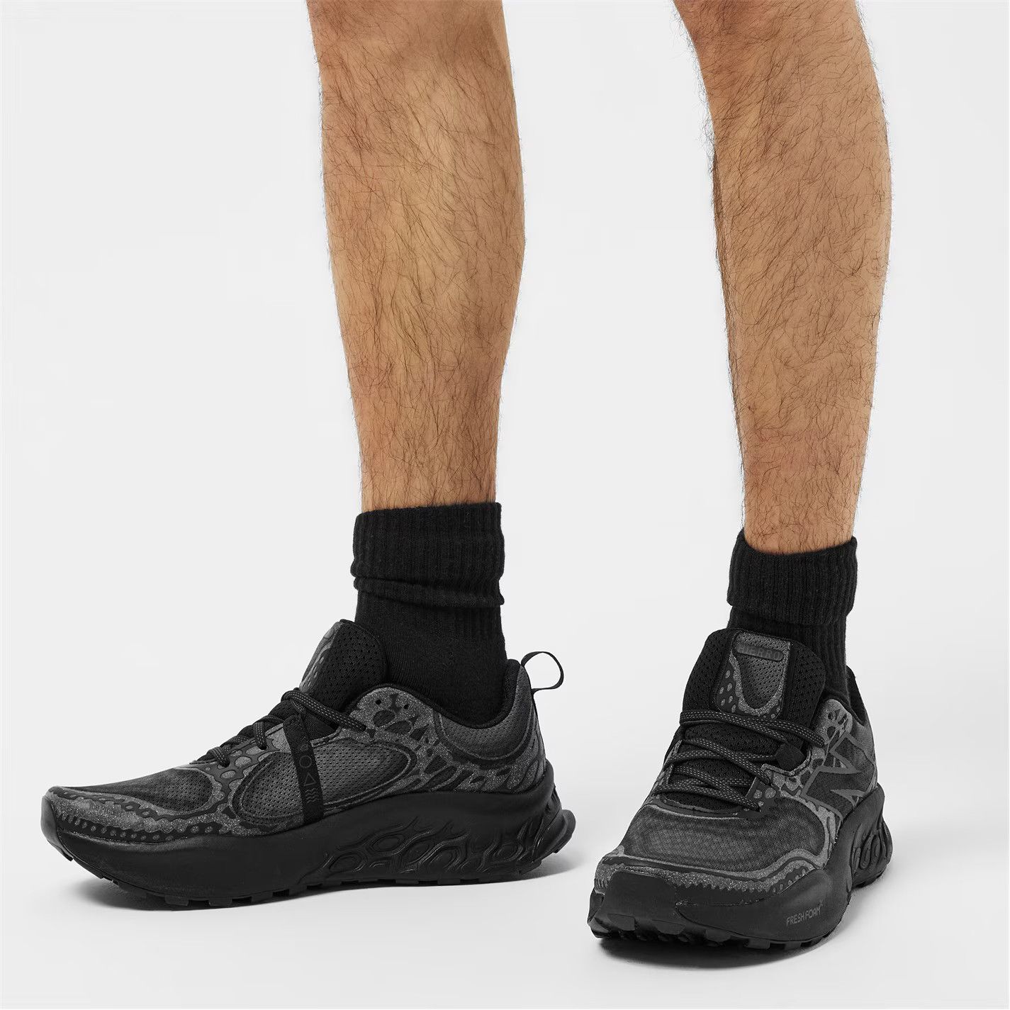 New Balance o1g2r1mq0426 Hierro Runners Sneakers in Black Size US 7.5 / EU 40-41 - 3 Thumbnail