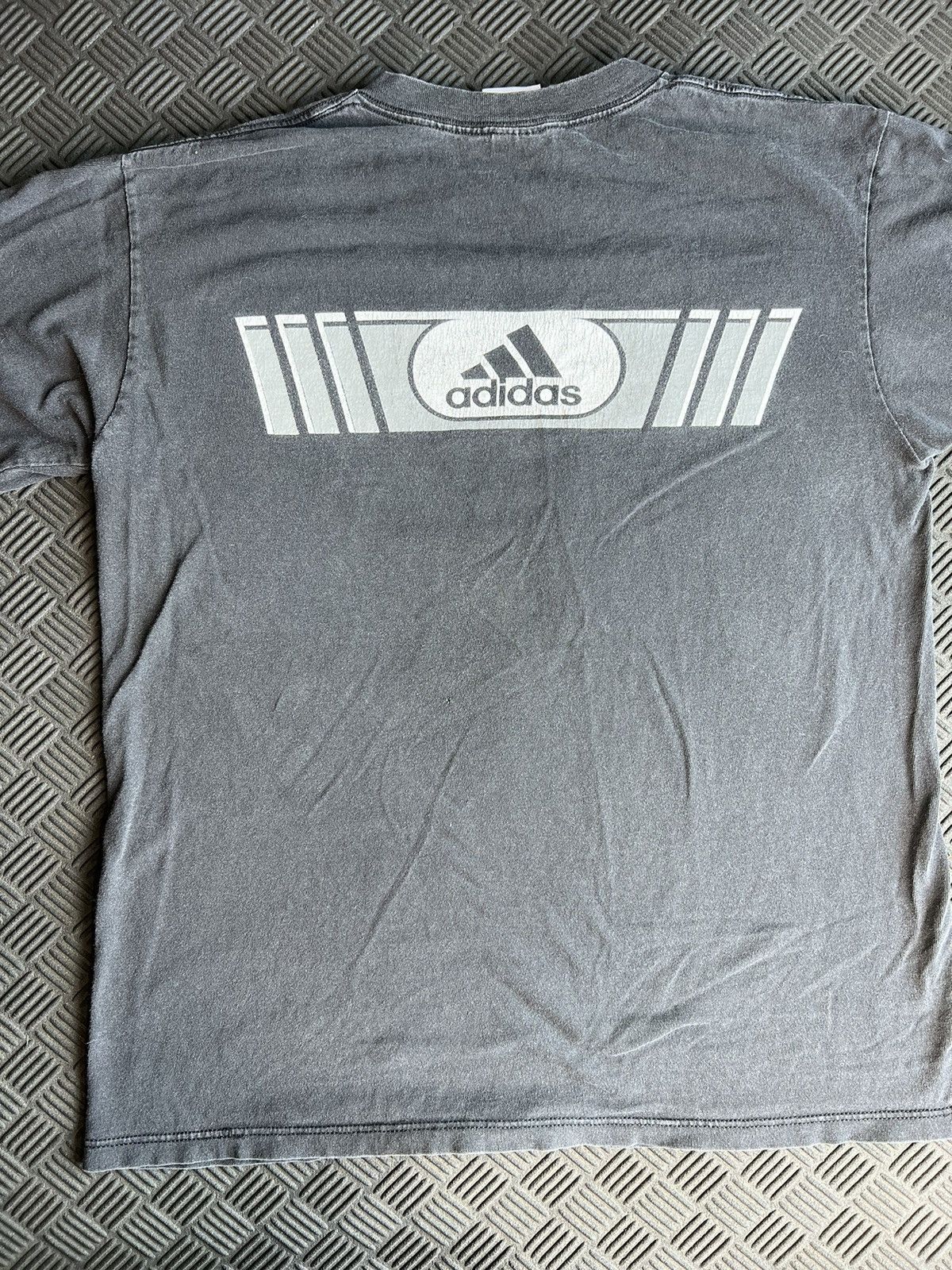 Adidas Vintage adidas simple fader tee Size US M / EU 48-50 / 2 - 7 Thumbnail