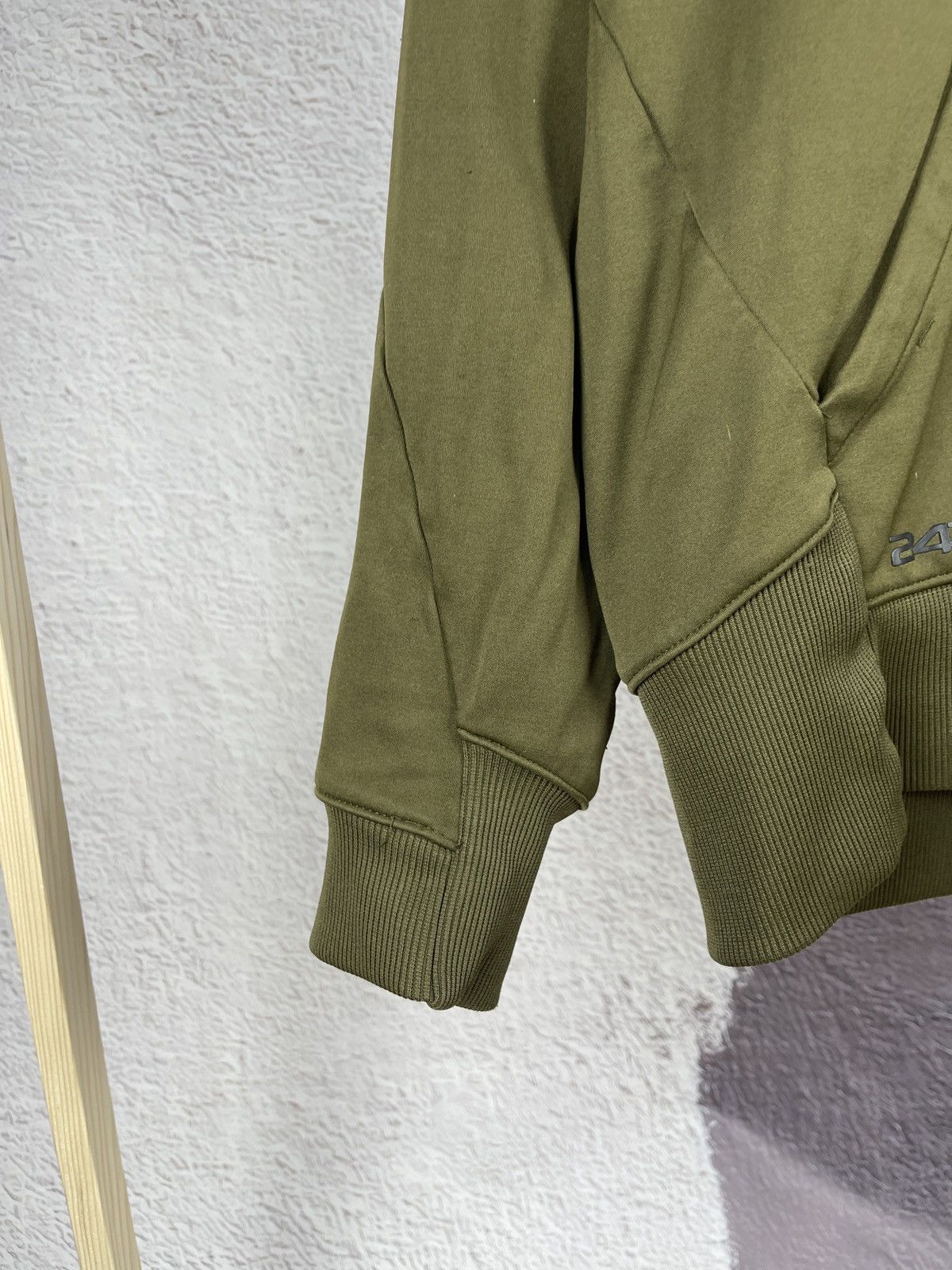 Nike × Vintage Nike vintage y2k khaki center logo swoosh hoodie Size US L / EU 52-54 / 3 - 6 Thumbnail