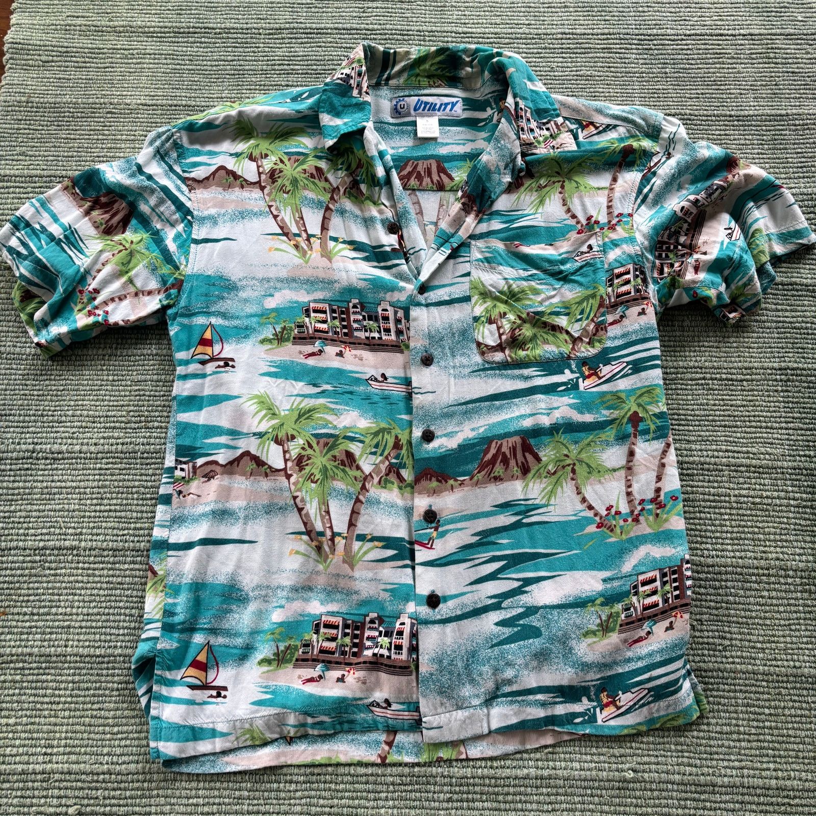 Vintage Vintage Y2K Utility Rayon Loop Collar Hawaiian Shirt Sz S Size US S / EU 44-46 / 1 - 1 Thumbnail