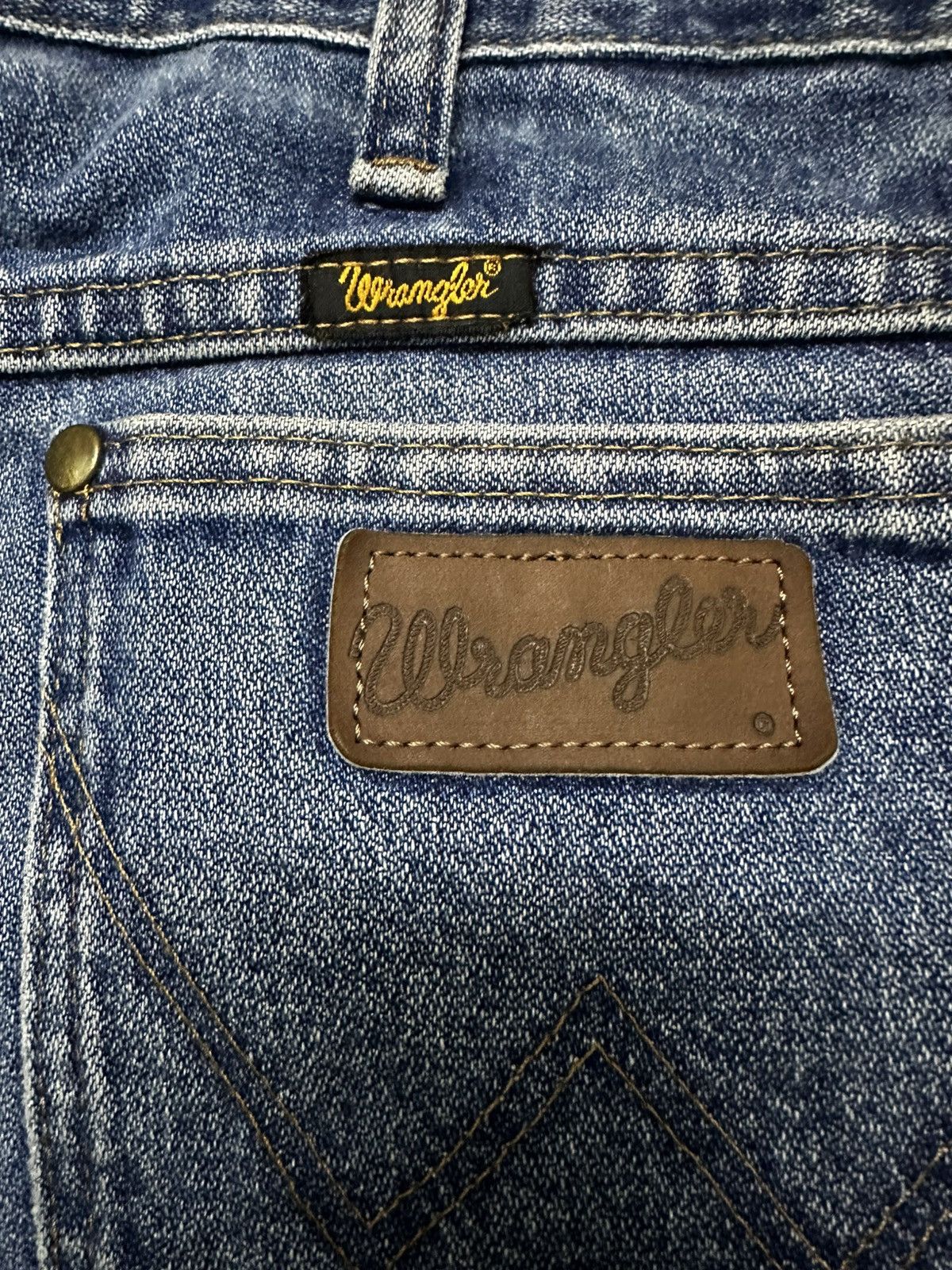 Wrangler Vintage Wrangler Blue Wash distressed Jeans Size US 36 / EU 52 - 3 Thumbnail