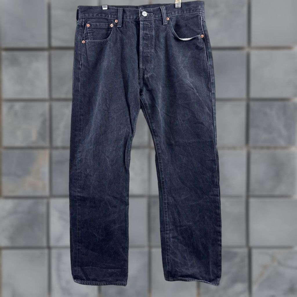 Levi's Levi's 501 Jeans Mens 34x30 Black Denim Jeans Button Fly Dark Wash Vintage No Size US 34 / EU 50 - 1 Thumbnail