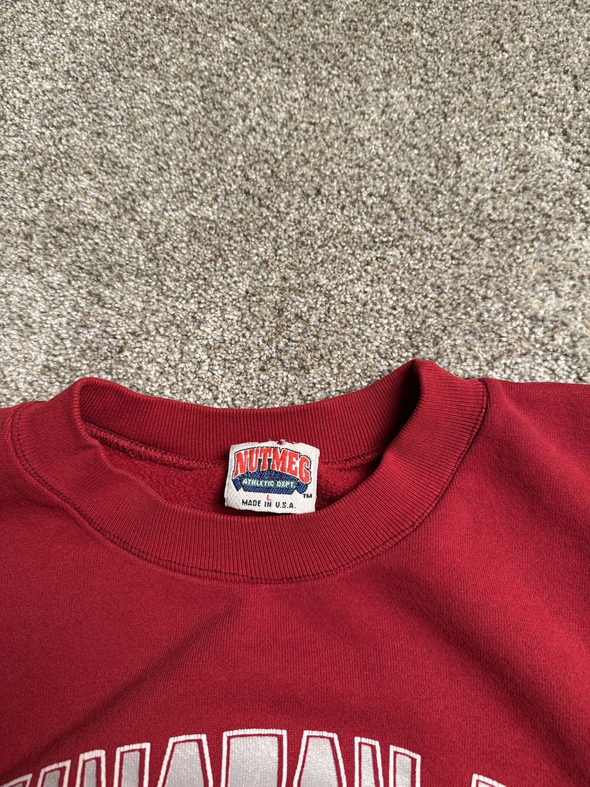 Nutmeg RED VINTAGE NUTMEG MADE IN USA CUT-OFF SLEVE SWEATSHIRT Size US L / EU 52-54 / 3 - 2 Thumbnail