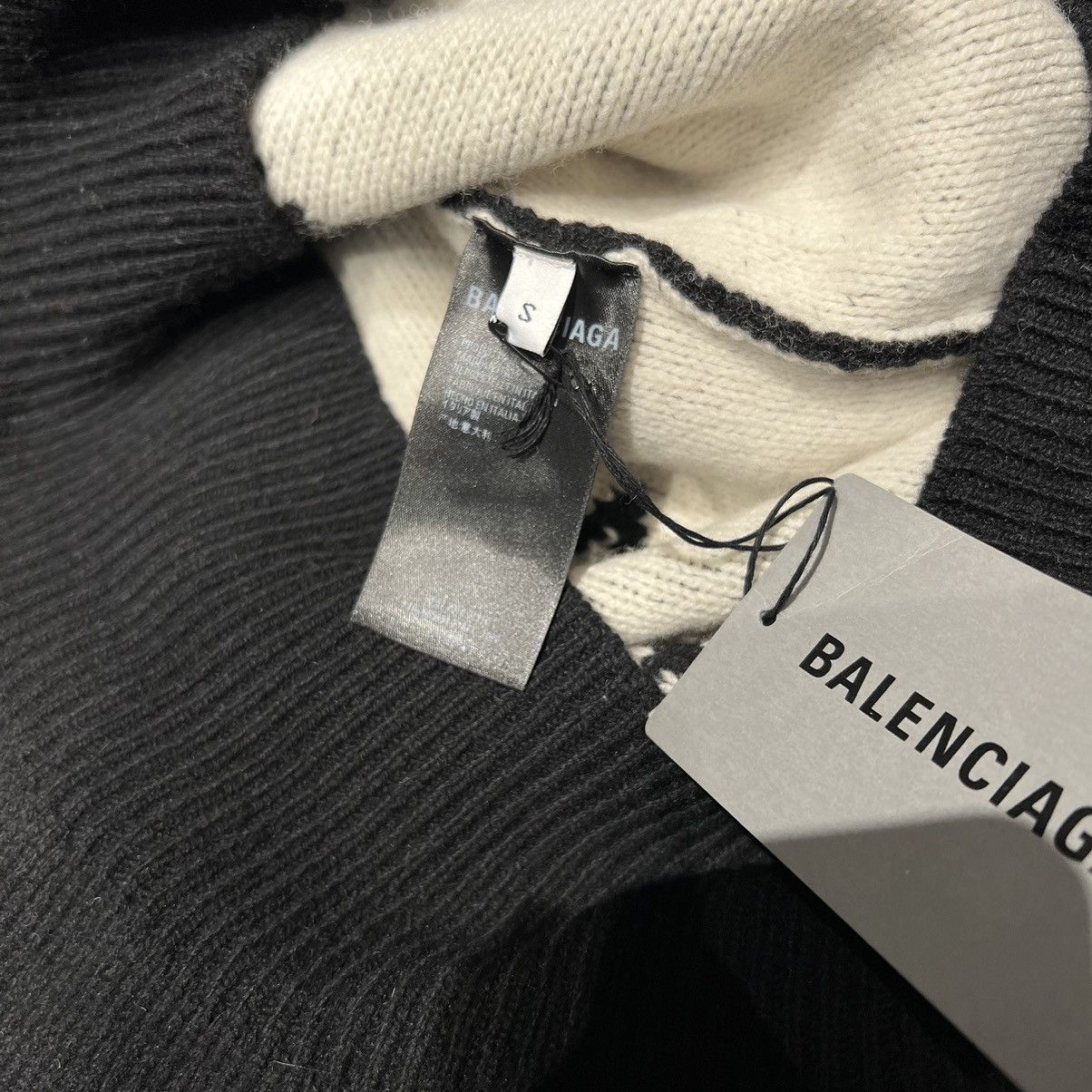 Balenciaga Balenciaga Logo Oversized Sweater Size US M / EU 48-50 / 2 - 5 Thumbnail