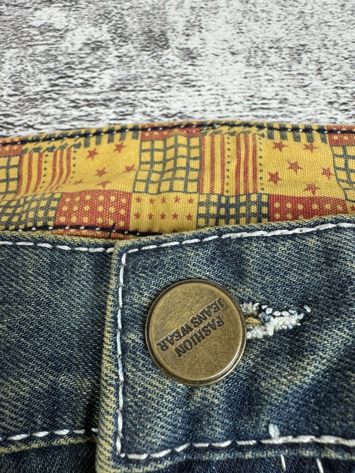 Japanese Brand Rose Embroidered Faded Skate Relaxed Jeans Pants Trousers Size US 38 / EU 54 - 10 Thumbnail