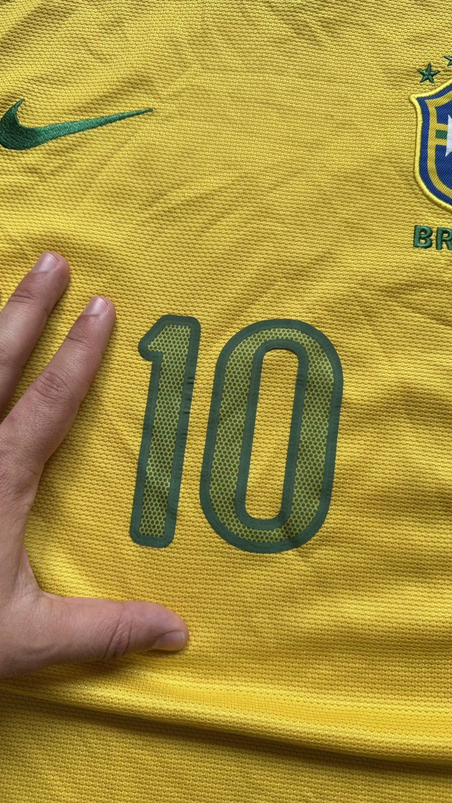 Nike 2012 Nike Brazil Ronaldinho #10 Vintage Soccer Jersey Size US S / EU 44-46 / 1 - 3 Thumbnail