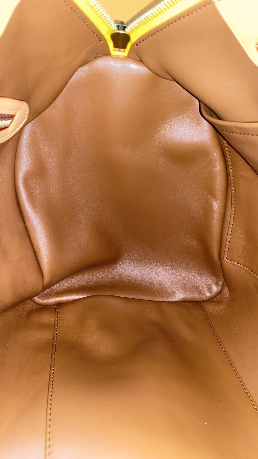 Louis Vuitton Louis Vuitton Yellow Speedy P9 40 Duffel Keepall Bandouliere Size 40 - 17 Thumbnail