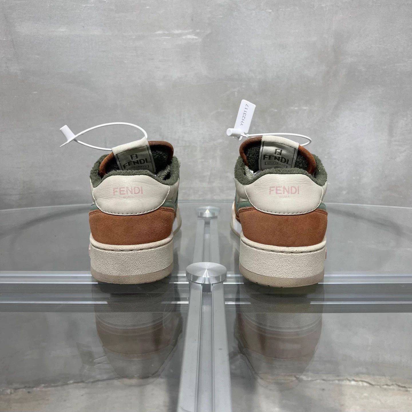 Fendi Fendi Match orange green sneakers EUR 36 Size US 5 / IT 35 - 6 Thumbnail