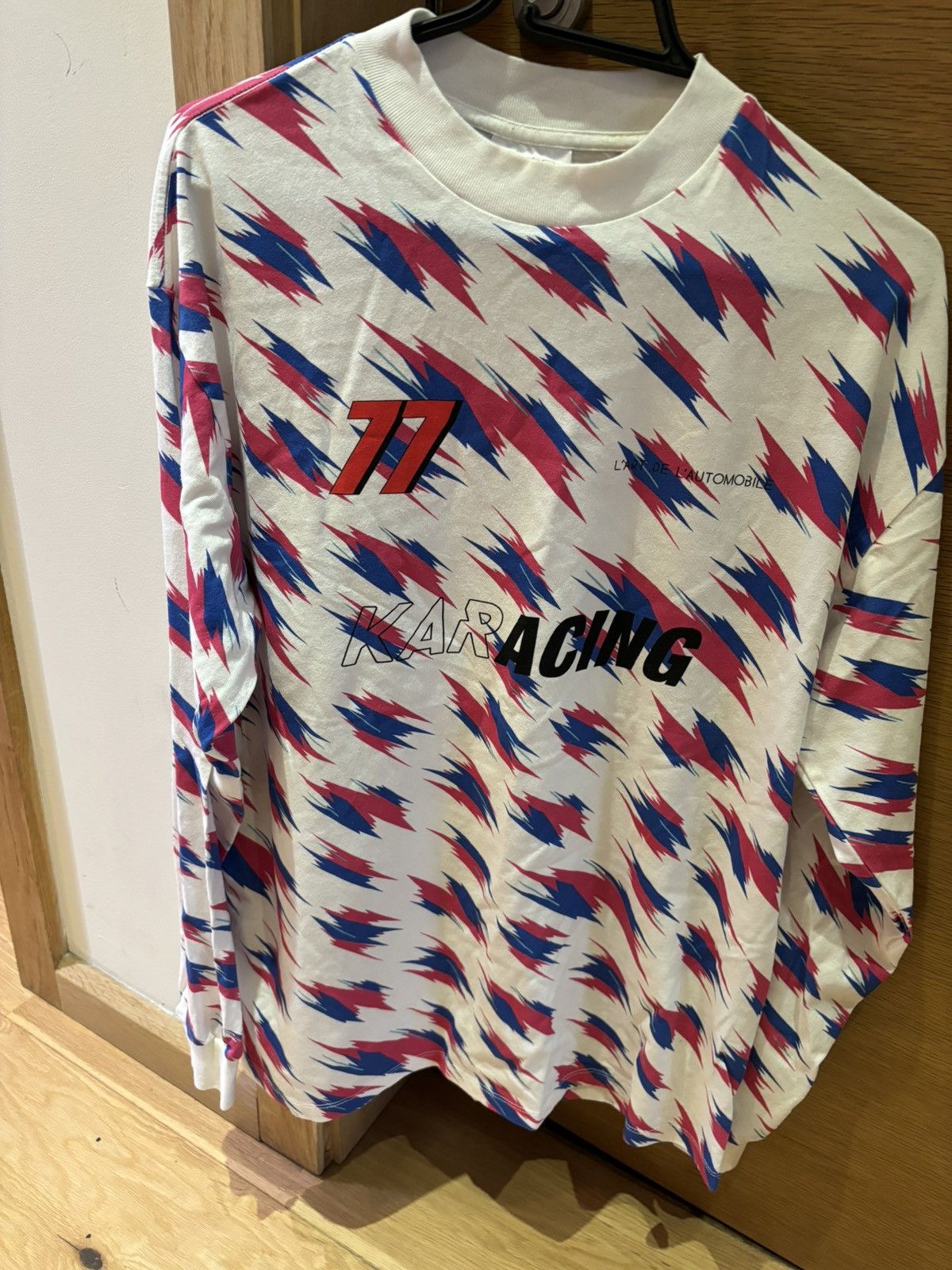 image of Kar L’Art De L’Automobile in White, Men's (Size Large)