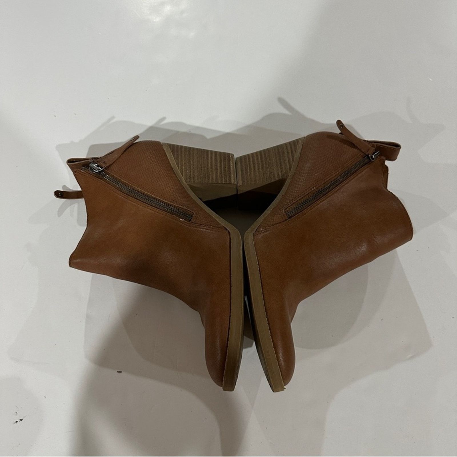 Dolce Vita DV Dolce Vita Brown Asymmetrical Zipper Heeled Booties Sz 10 Size US 10 / IT 40 - 4 Thumbnail