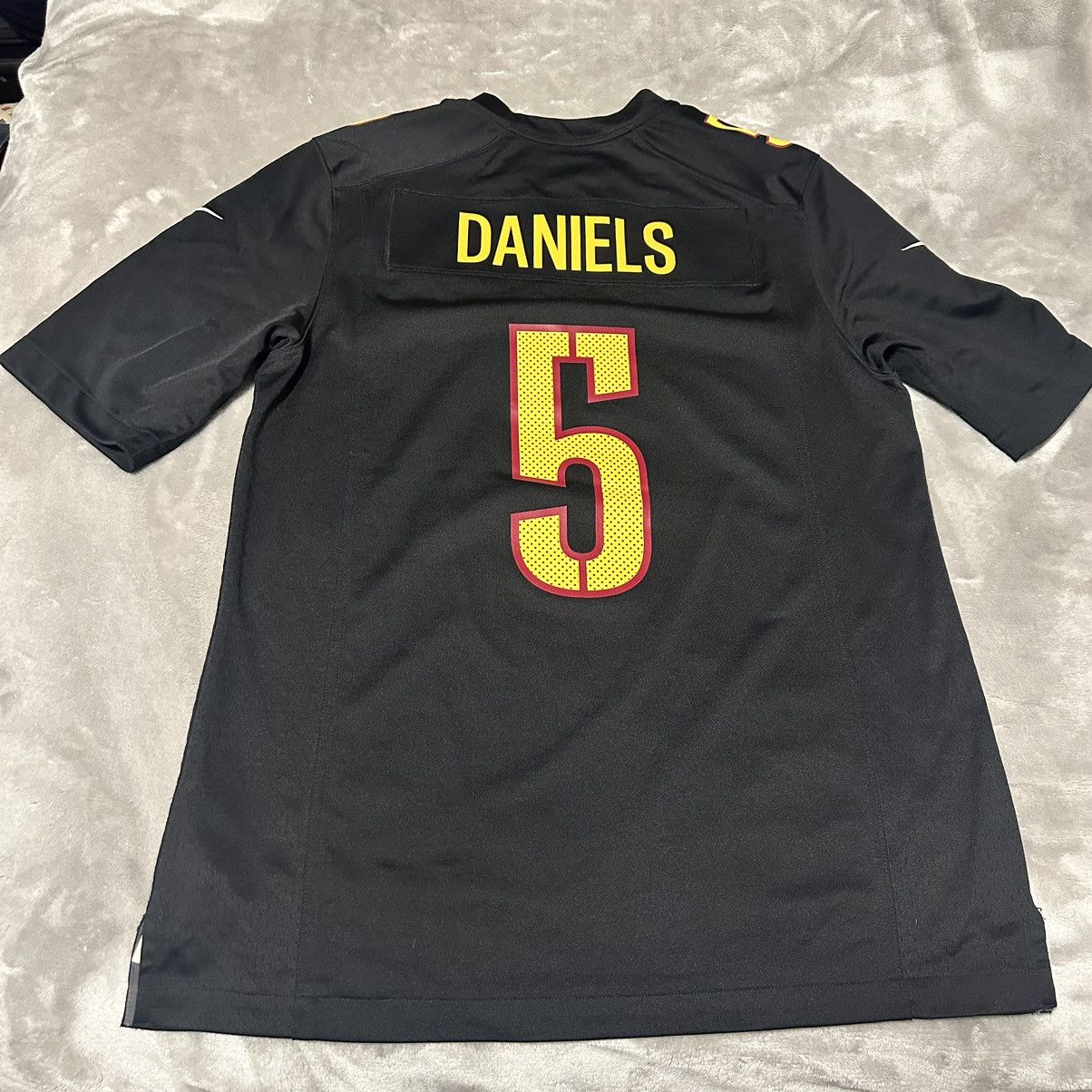 Nike Jayden Daniels Washington Commanders Fashion Jersey Size US M / EU 48-50 / 2 - 1 Thumbnail