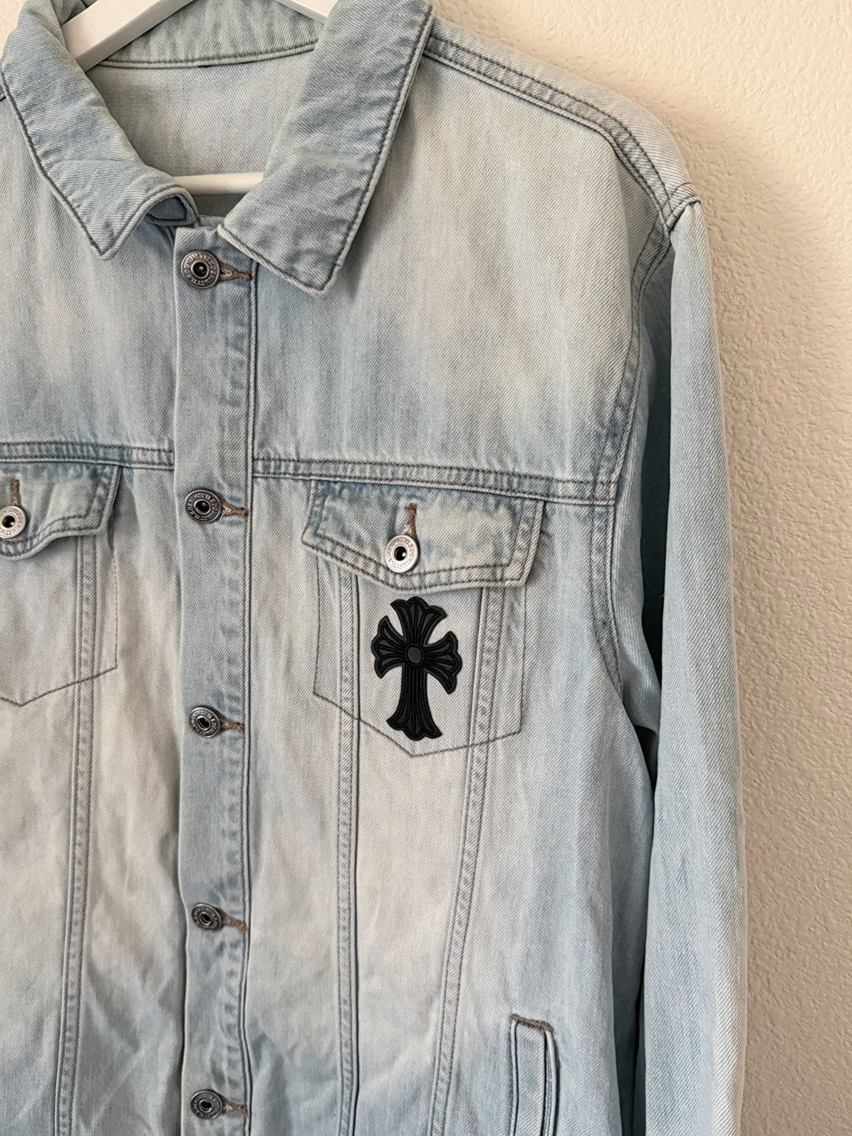 Other Light Wash Blue Jean Cross Denim Jacket Size US M / EU 48-50 / 2 - 2 Thumbnail