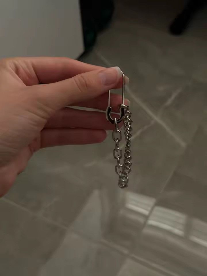 Jewelry Safety Pin with Half Cuban Chain Bracelet Size ONE SIZE - 6 Thumbnail