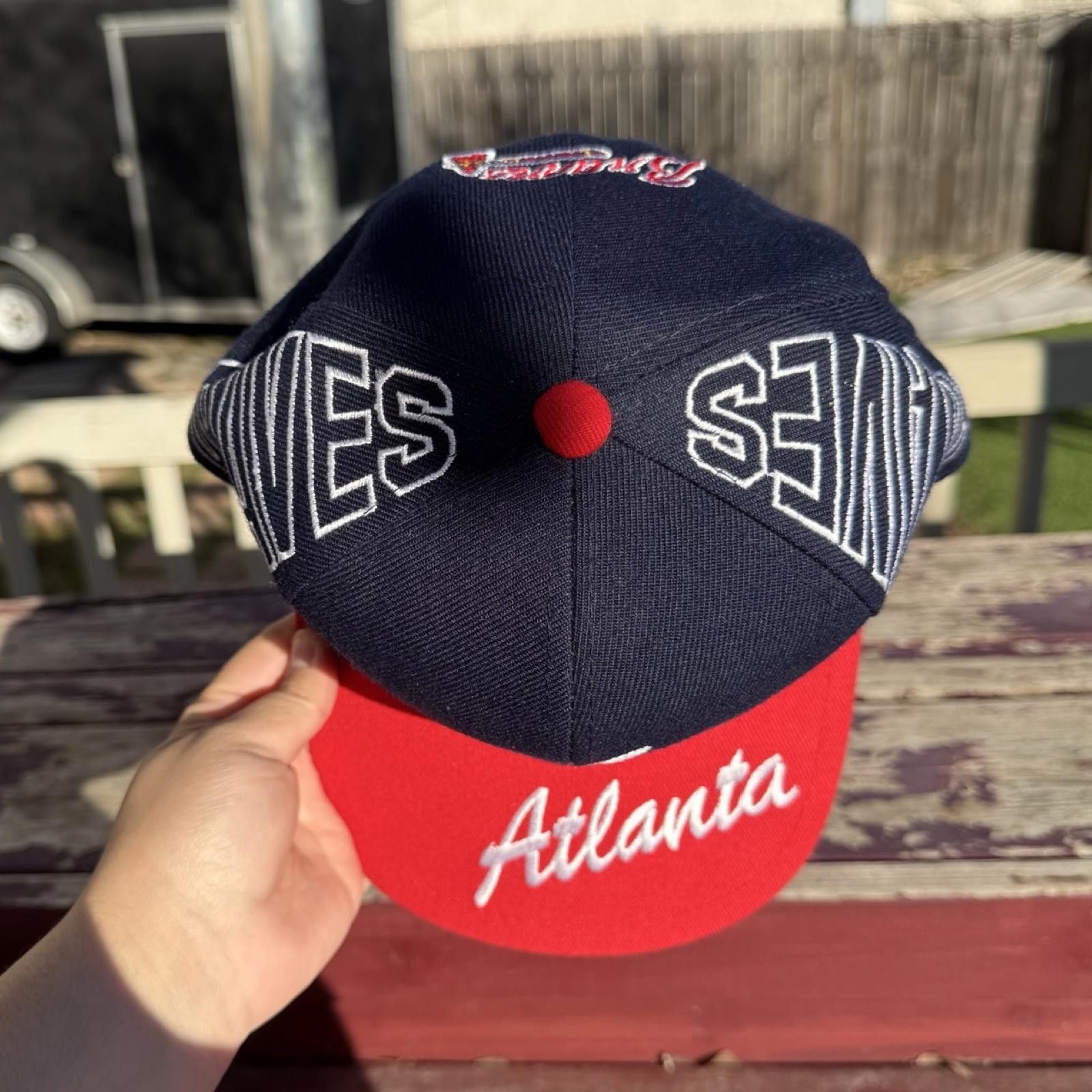 Designer 90s Atlanta Braves Hat Size ONE SIZE - 4 Thumbnail