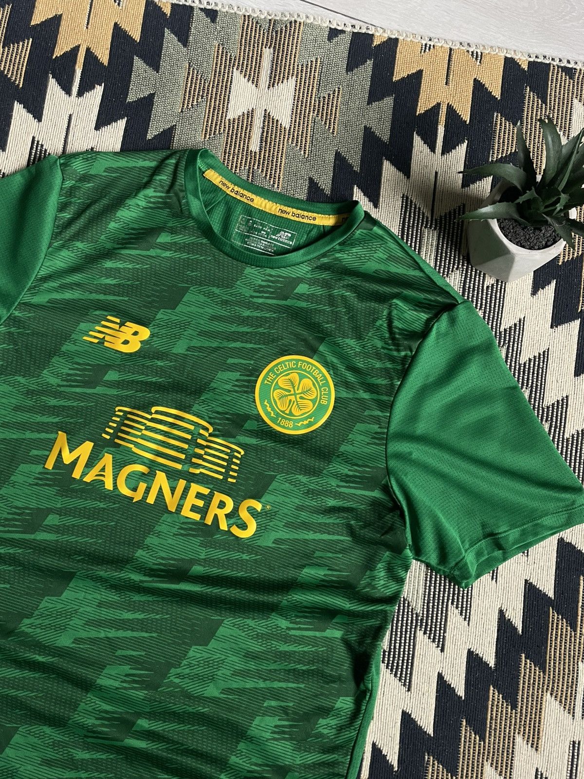 New Balance × Vintage Celtic 19/20 New Balance Soccer Blockcore Jersey Size US M / EU 48-50 / 2 - 5 Thumbnail