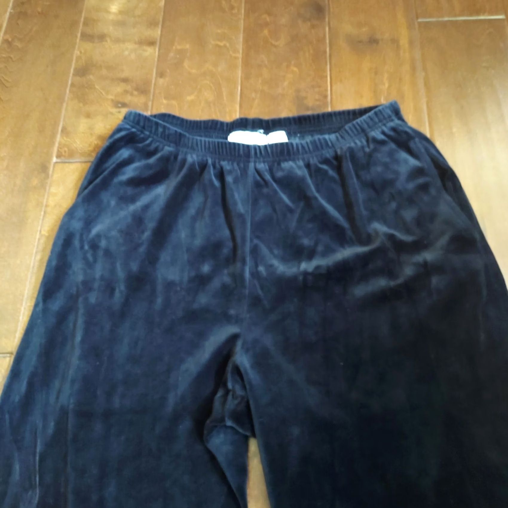 Liz Claiborne Liz Claiborne Women's Black Velvet Sweatpants M - Pants, Regular, Solid, Cotton Polyester, Casual Travel, Womens Size 32" / US 10 / IT 46 - 5 Thumbnail