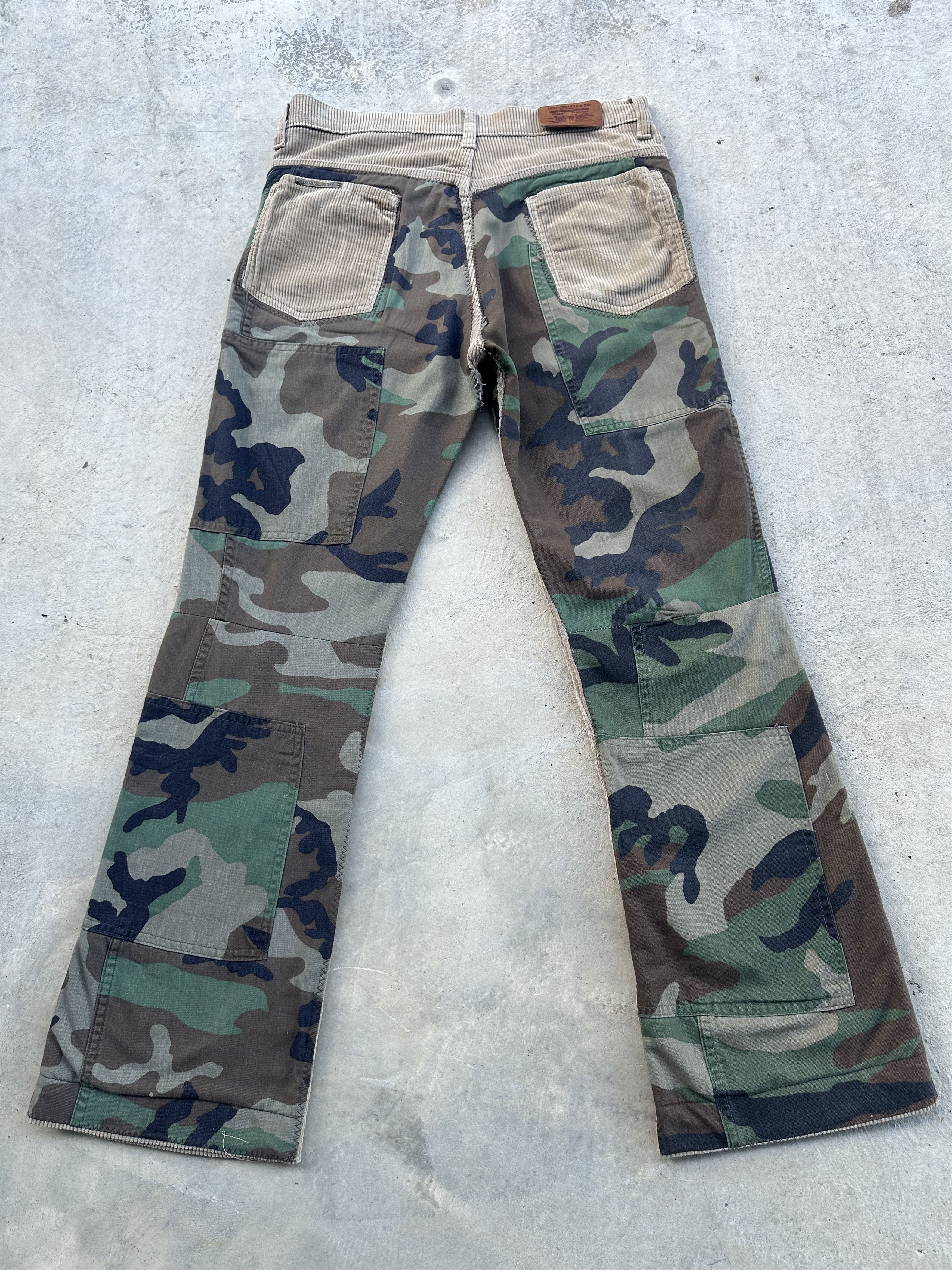 Levi's Vintage Levis 80s No 10 Reconstructed Woodland Camo Curduroy Size US 29 - 3 Thumbnail