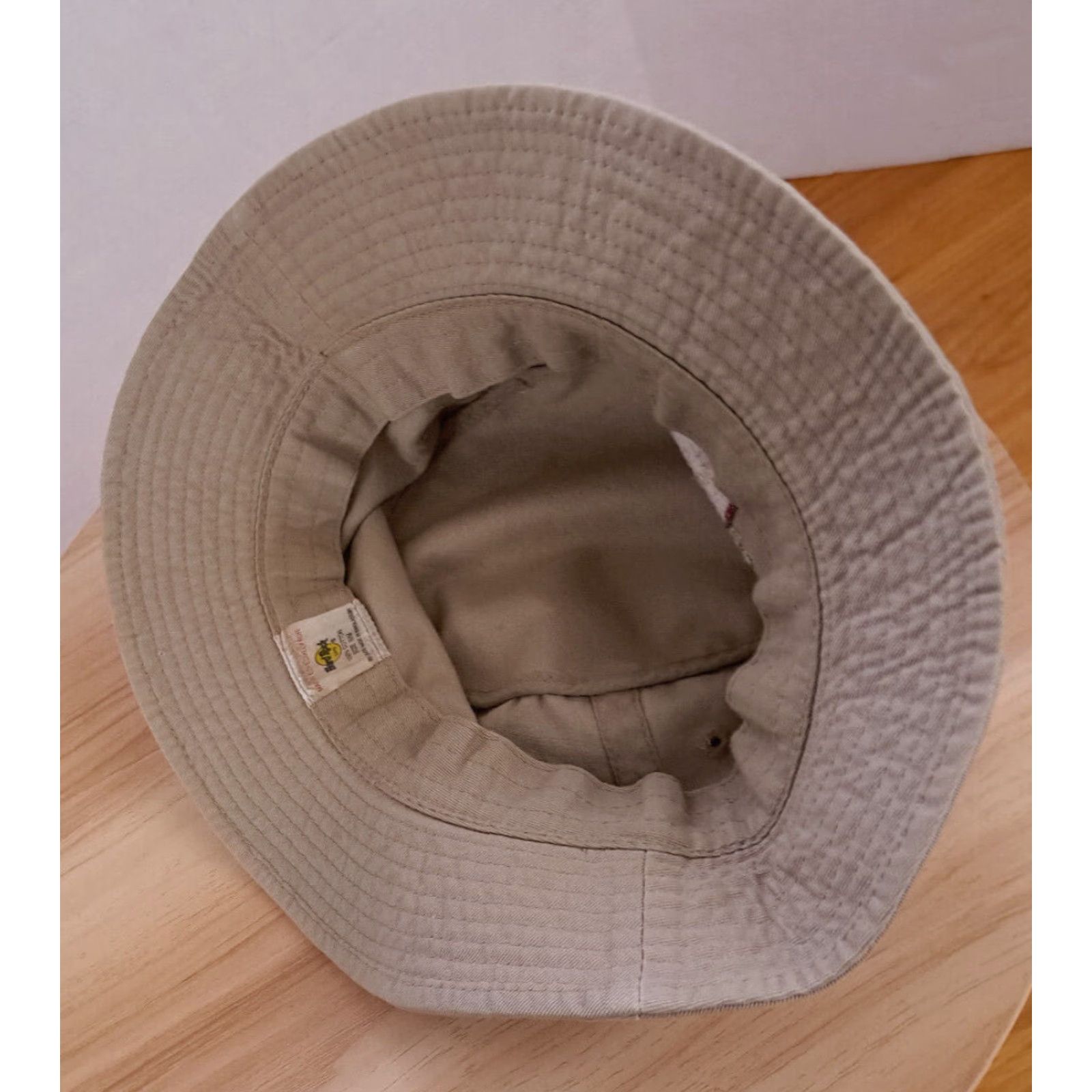 Hard Rock Cafe **Hard Rock Cafe Size Small Beige Baseball Cap** User: **Hard Rock Cafe Small Beige Baseball Cap** Size ONE SIZE - 4 Thumbnail