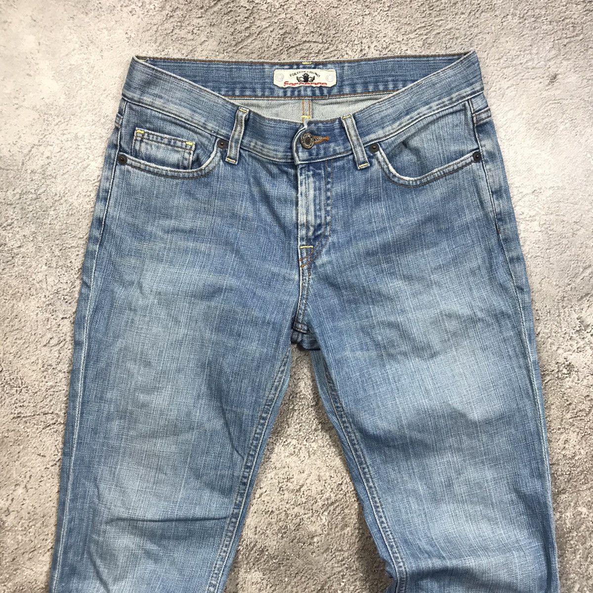 Vintage Vintage Y2K Distressed Flared Denim Jeans Baggy Fit Logo 29 Size 29" - 3 Thumbnail