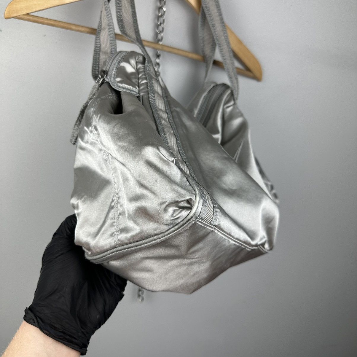 Nike Vintage Nike Silver Nylon Bag Size ONE SIZE - 9 Thumbnail