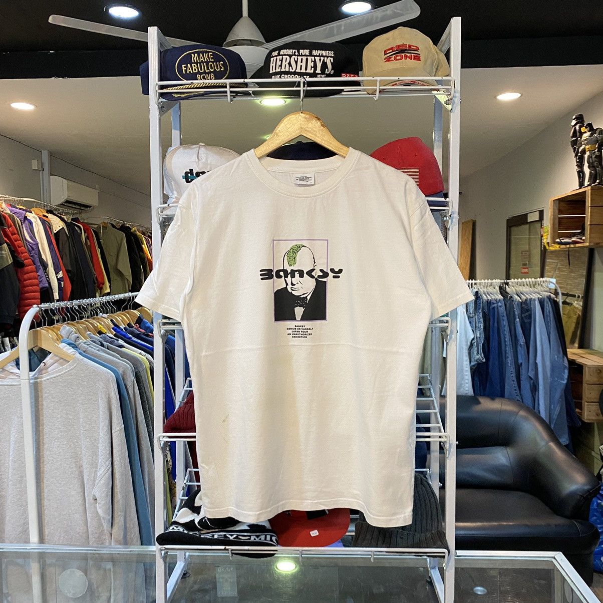 image of Vintage Banksy Genius Or Vandal Japan Tour Unauthorized Exhibition in White, Men's (Size Large)
