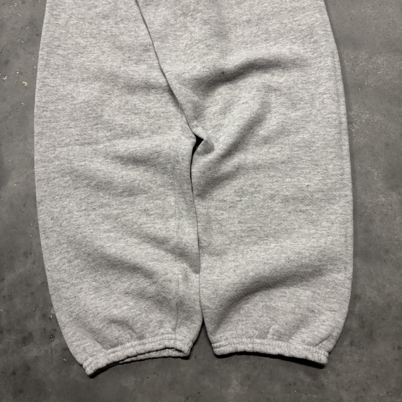Japanese Brand × Vintage Crazy Vintage 90s Light Grey Essential Sweatpants! Size US 30 / EU 46 - 5 Thumbnail