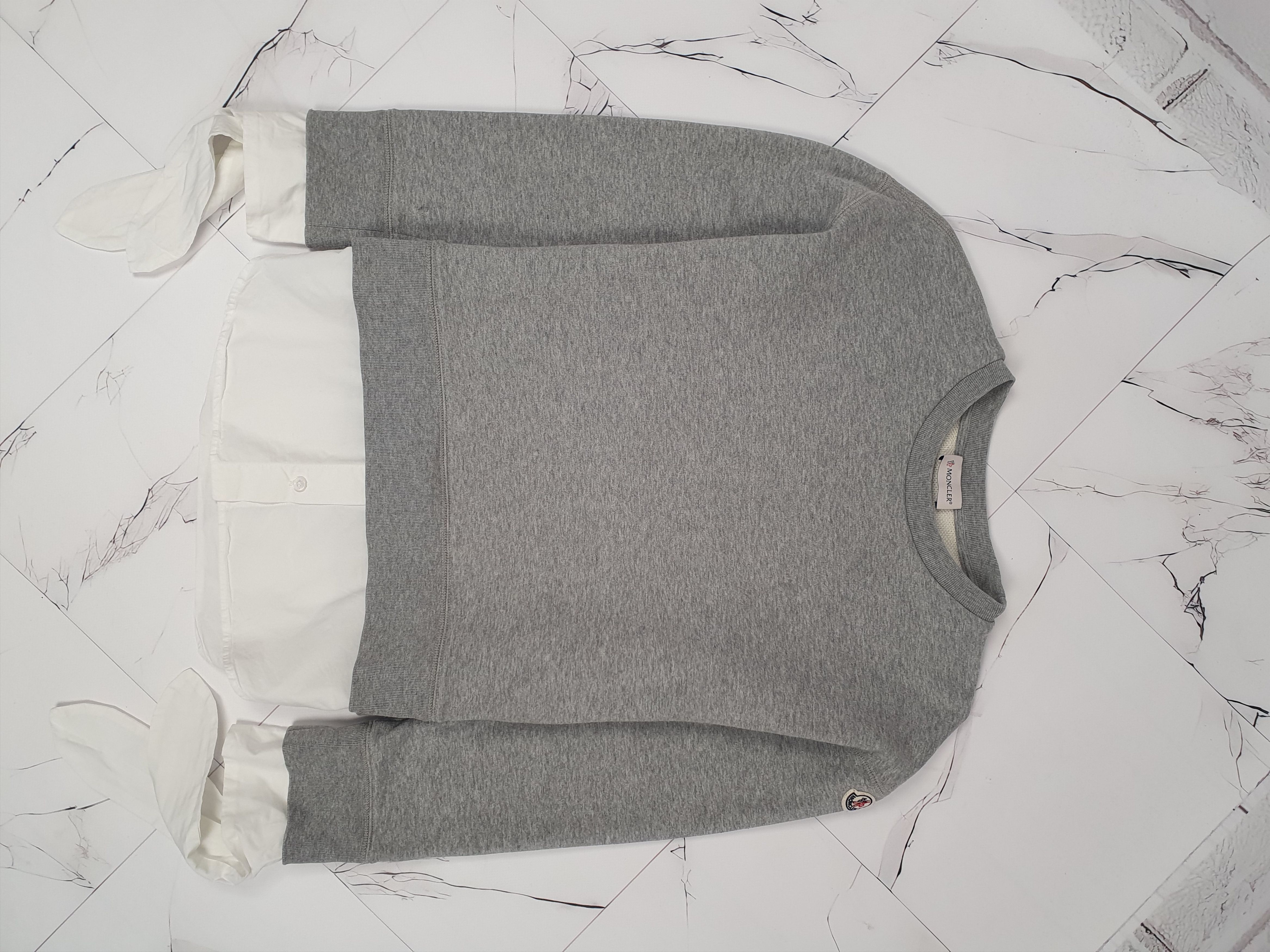 image of Moncler Maglia Girocollo Sweatshirt in Grey, Women's (Size Small)