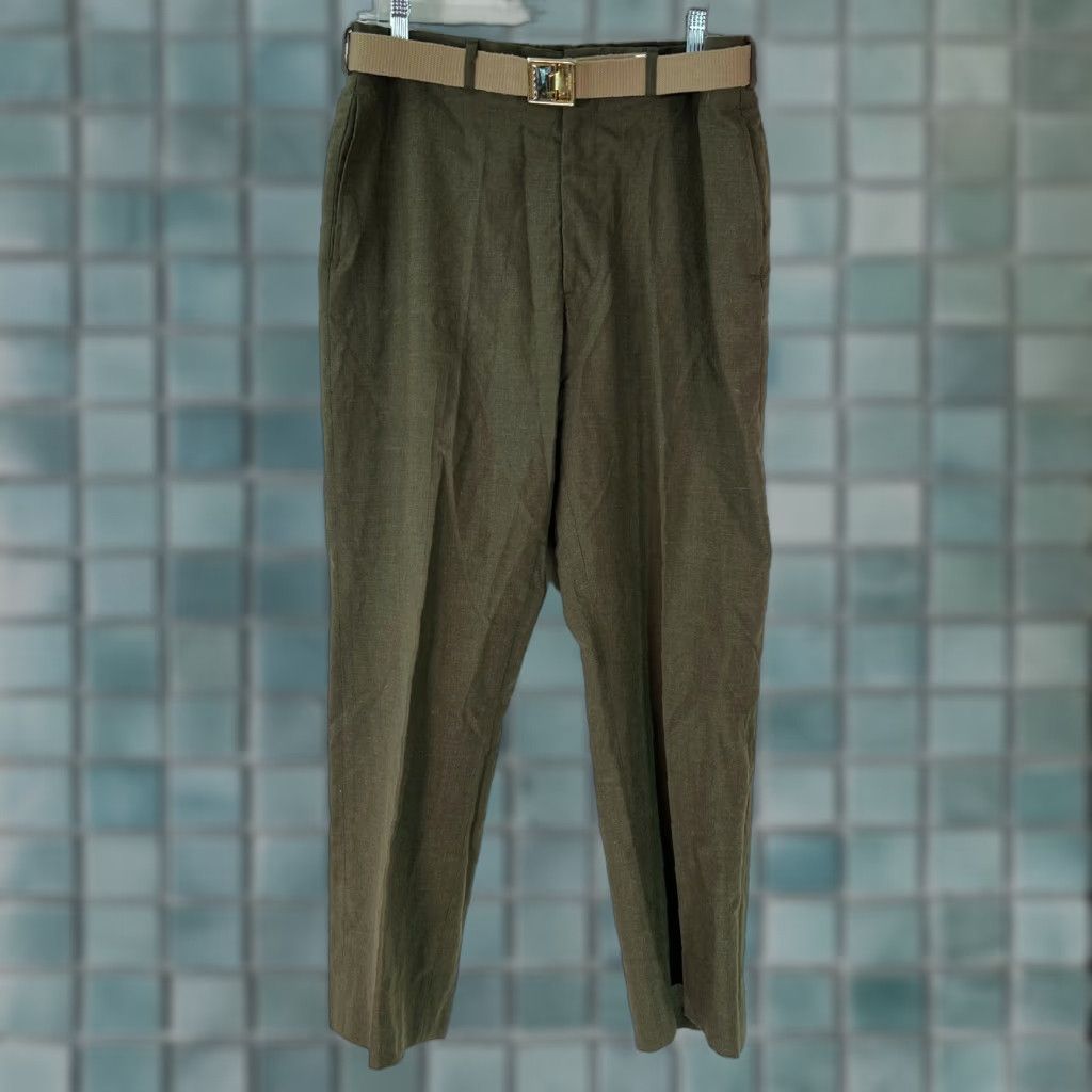 Vintage Mens Flat Front Straight Leg Low Rise Green Belted Trouser Dress Pants Size 33S Size US 32 / EU 48 - 1 Thumbnail