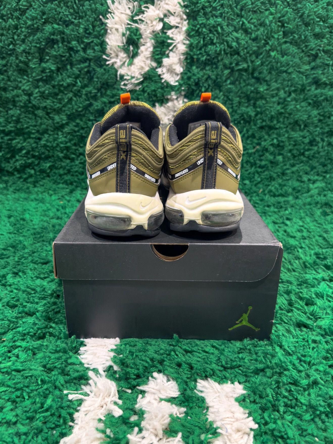 Nike Nike x Undefeated Air Max 97 Size US 12 / EU 45 - 3 Thumbnail
