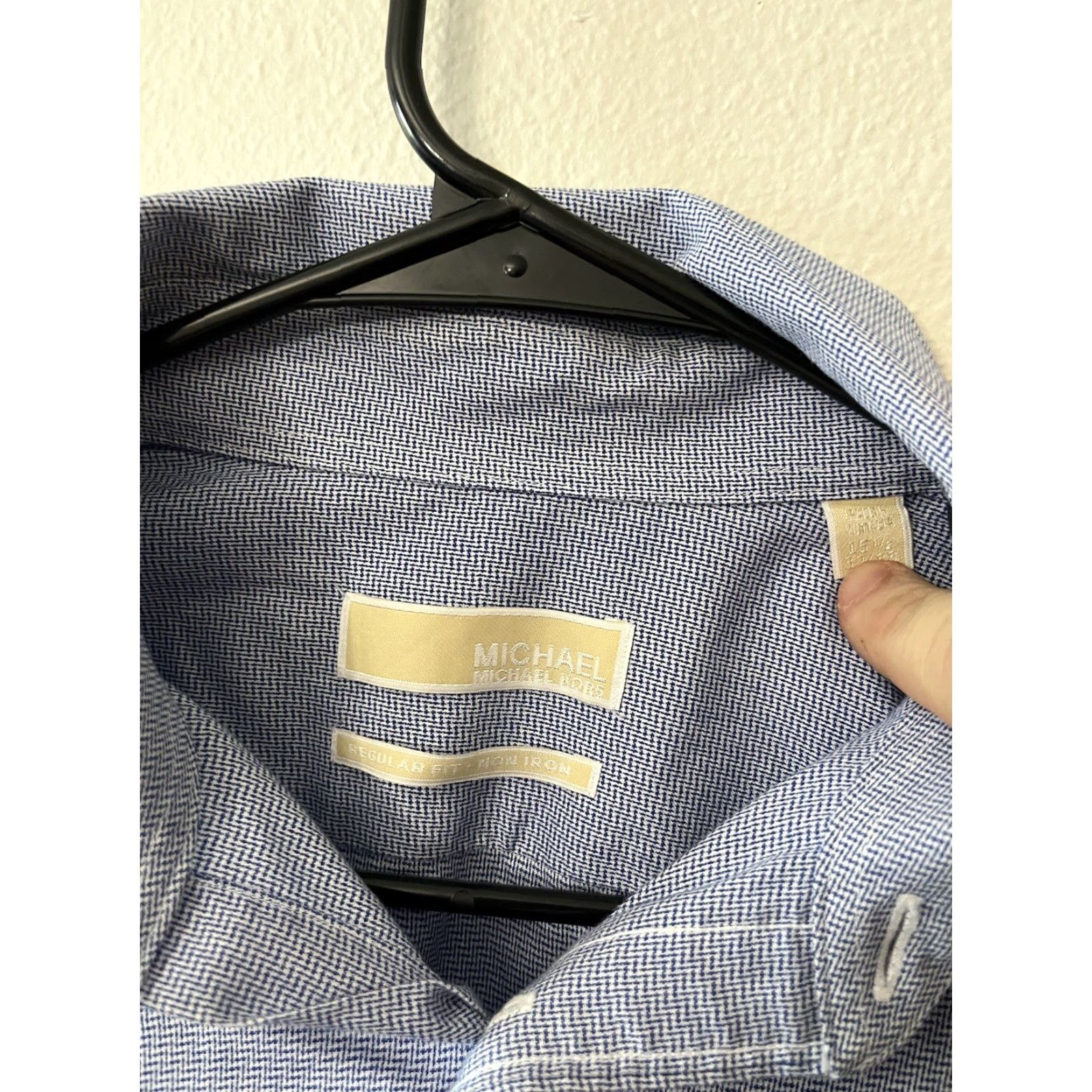 Michael Kors VINTAGE Michael Kors Shirt Men Long Sleeve Non-Iron Button-Up 15.5 32/33 Blue Modern 90s Mens Size US M / EU 48-50 / 2 - 3 Thumbnail