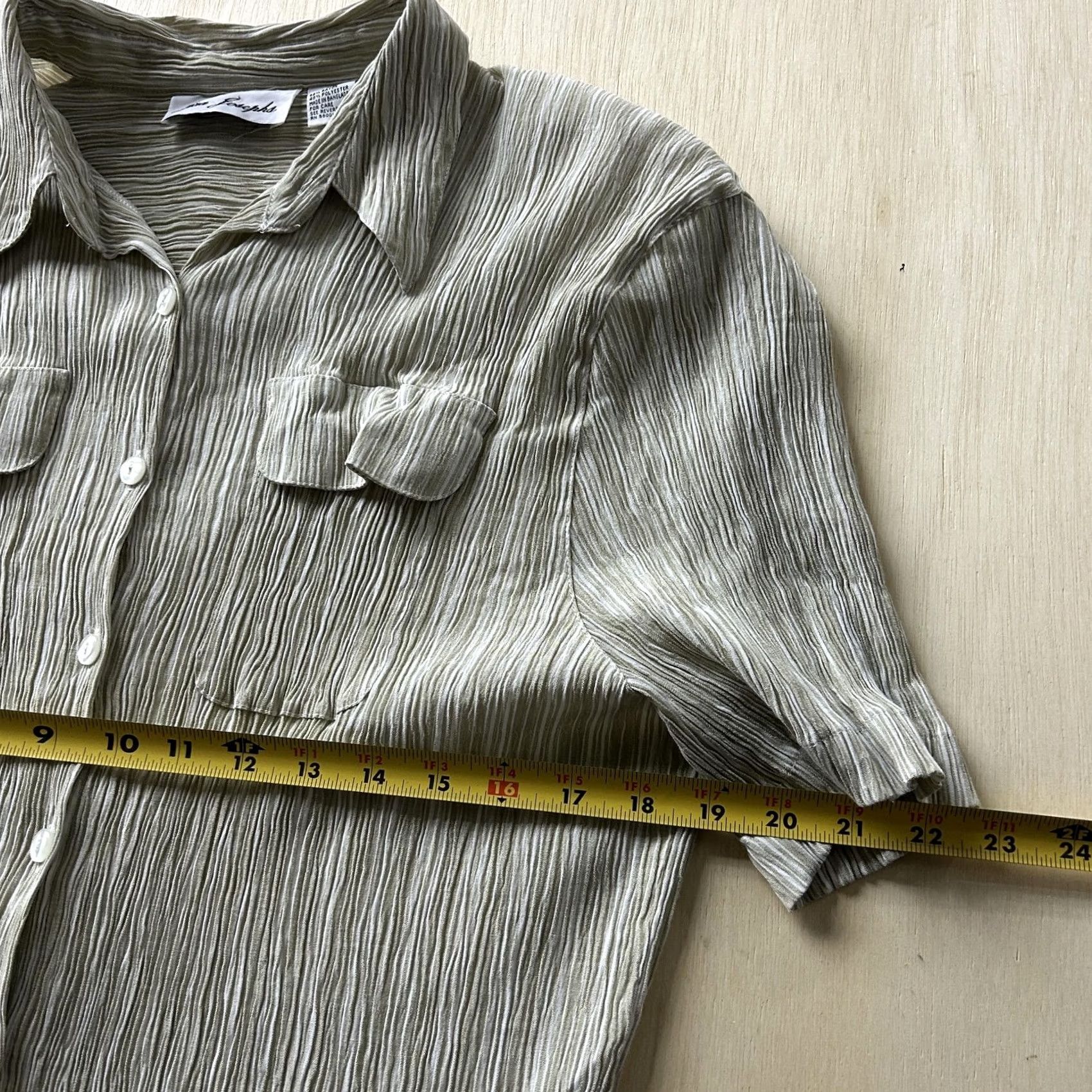 Joseph VINTAGE Lisa Josephs Blouse Womens XL Beige Textured Short Sleeve Button Up Size XL / US 12-14 / IT 48-50 - 4 Thumbnail