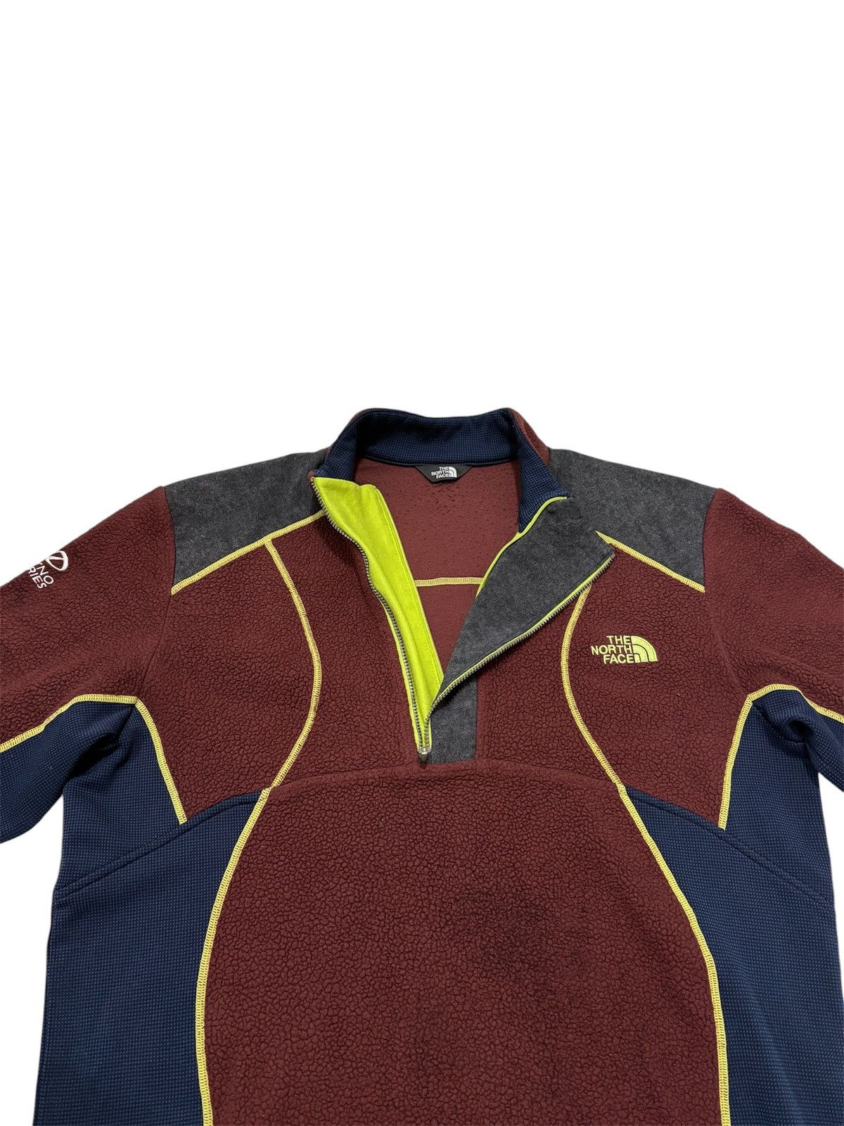 The North Face The North Face fleece fit like M size unisex Size US M / EU 48-50 / 2 - 8 Thumbnail