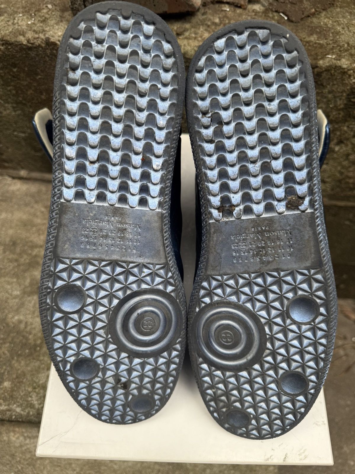 Maison Margiela Maison Margiela Holographic Futures 43.5 Size US 10.5 / EU 43-44 - 6 Thumbnail