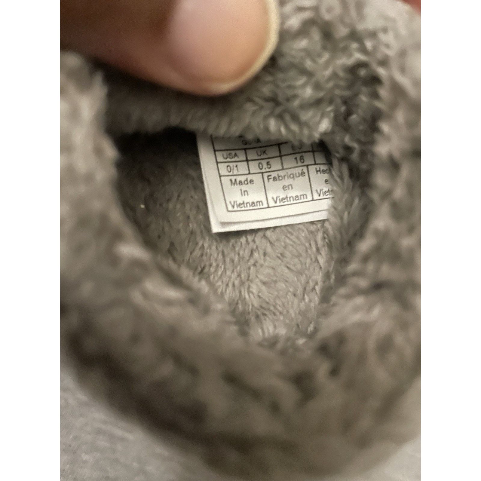 Ugg Size 1c-UGG Infant Baby Bixbee Soft Sole Crib Shoes Gray Size US 5 / EU 37 - 5 Thumbnail