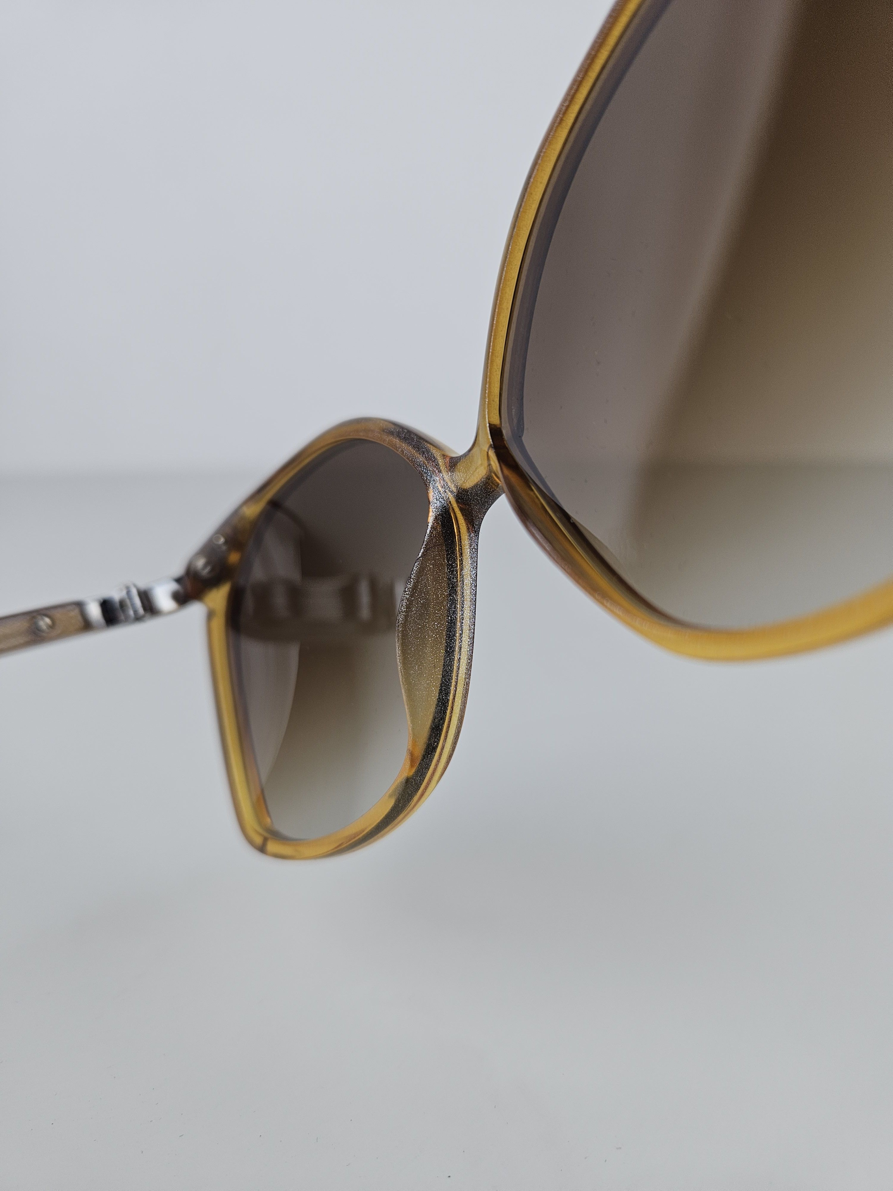 Dior Vintage 80s Dior 2104 31 oversized sunglasses Size ONE SIZE - 14 Thumbnail