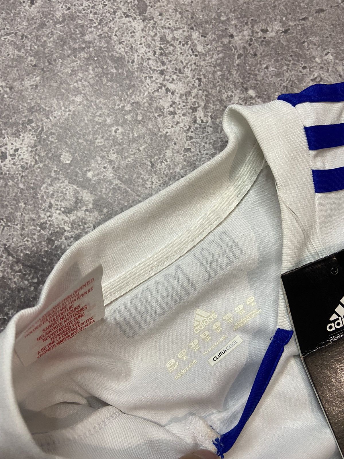 Adidas Real Madrid Ronaldo 2010 2011 Home Soccer Jersey Match Worn Size US S / EU 44-46 / 1 - 4 Thumbnail