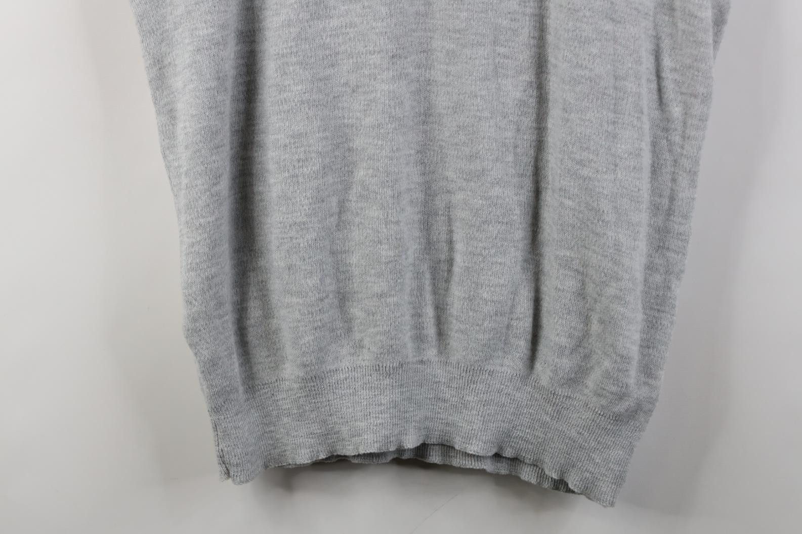 Vintage Vintage 70s Streetwear Soft Knit V-Neck Sweater Vest USA Size US L / EU 52-54 / 3 - 11 Thumbnail
