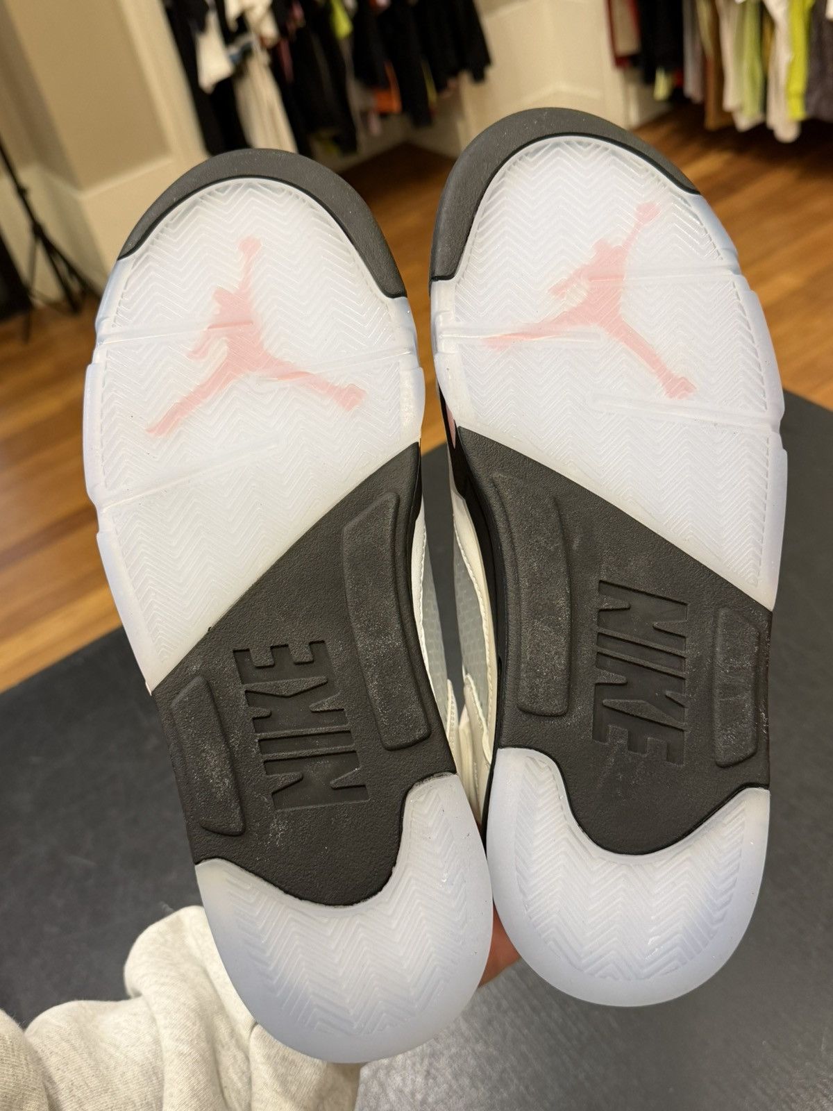 Jordan Brand Jordan 5 Retro ‘Medium Soft Pink’ Size US 13 / EU 46 - 7 Thumbnail