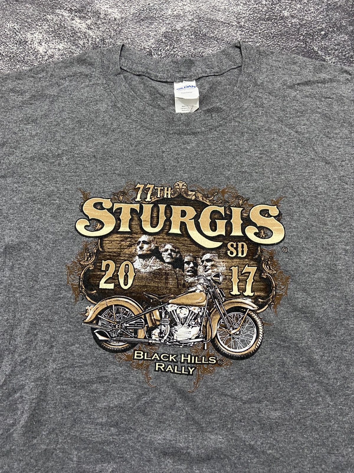 Harley Davidson Sturgis MotorCycle 2017 Anniversary 77TH T-Shirt Size US XL / EU 56 / 4 - 4 Thumbnail