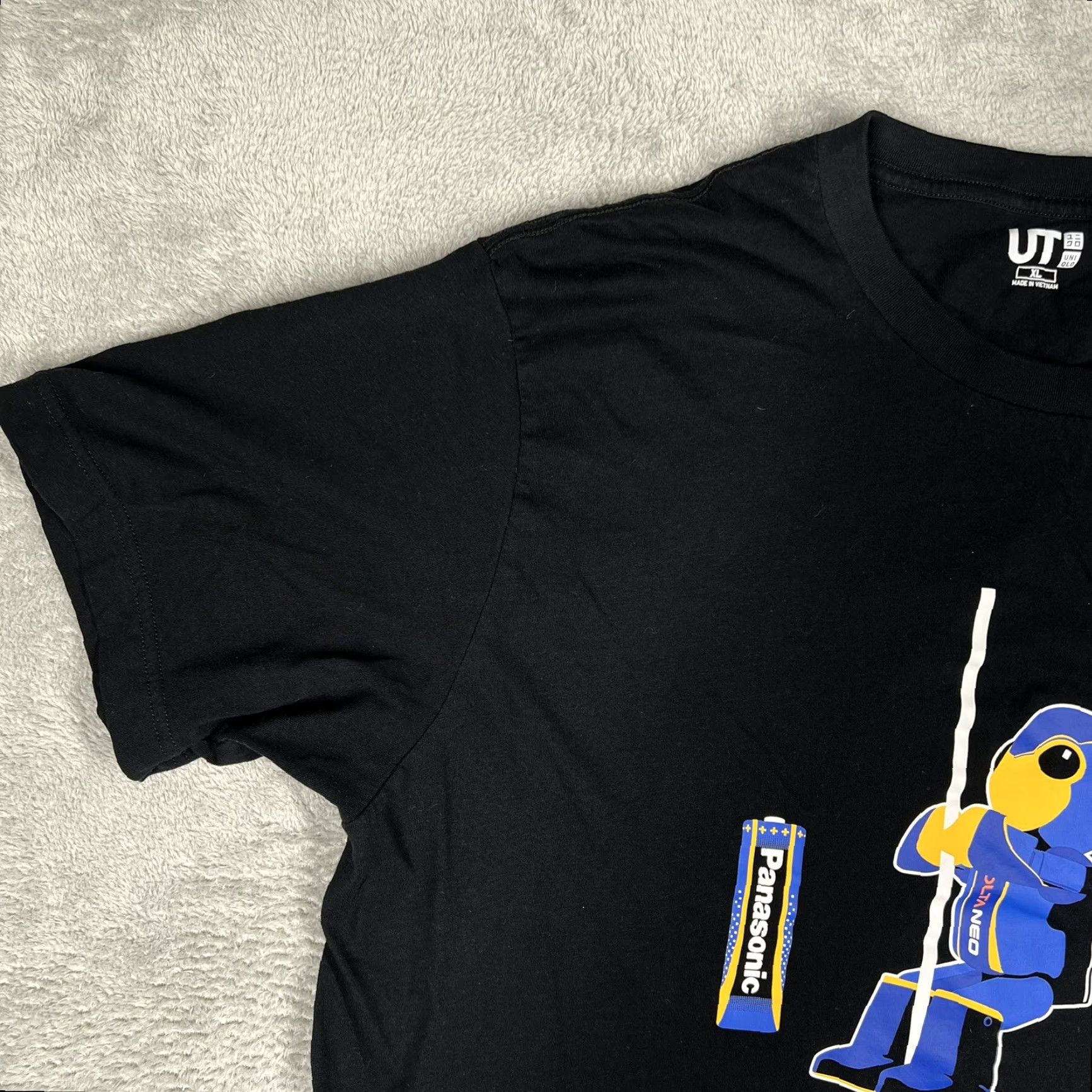 Uniqlo VINTAGE Uniqlo T-Shirt Panasonic Battery Design Men's XL Black Logo Toy Story 90s Style Mens Extra details not allowed Size US XL / EU 56 / 4 - 3 Thumbnail