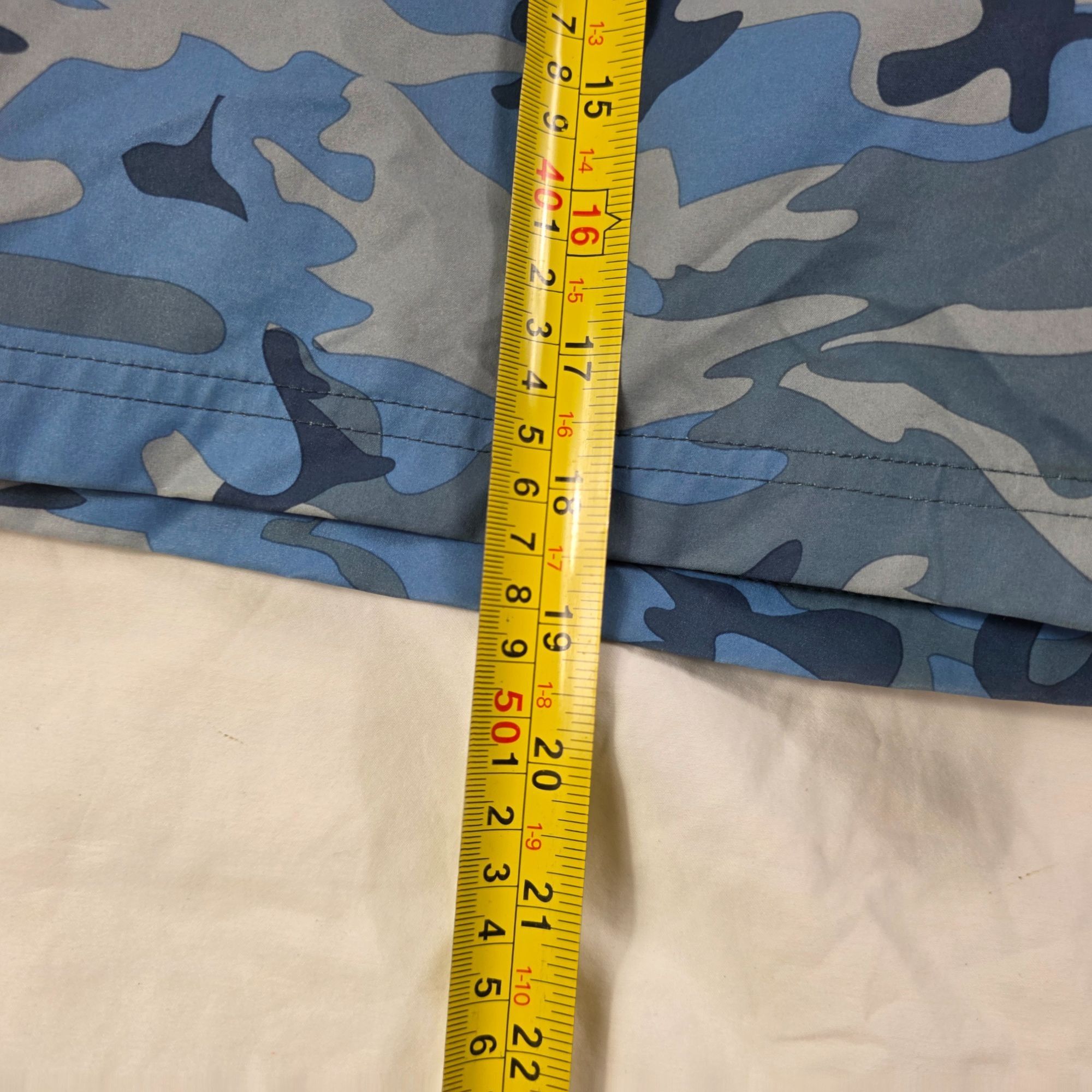 L.L. Bean L.L. Bean Vacationland Swim Trunks Mens 2XL Blue Camo Shorts Size US 40 / EU 56 - 12 Thumbnail
