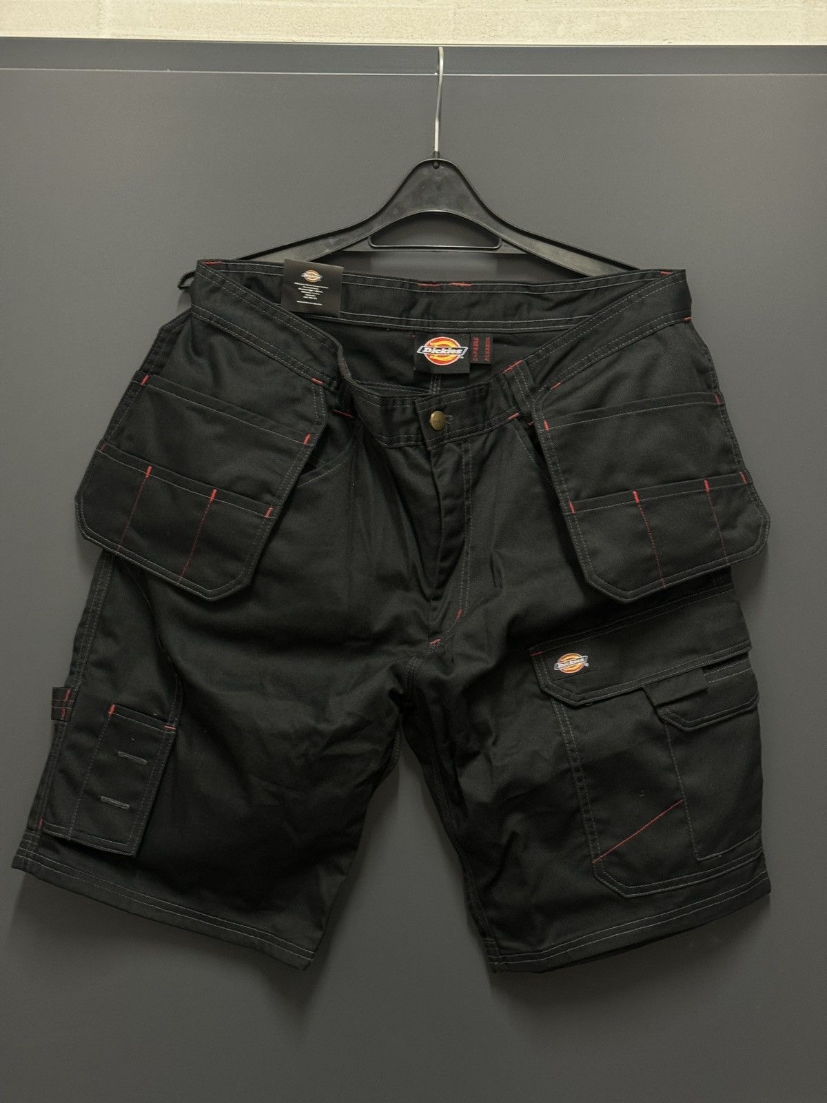 Dickies Dickies cargo workwear shorts many pockets new with tags Size US 36 / EU 52 - 3 Thumbnail